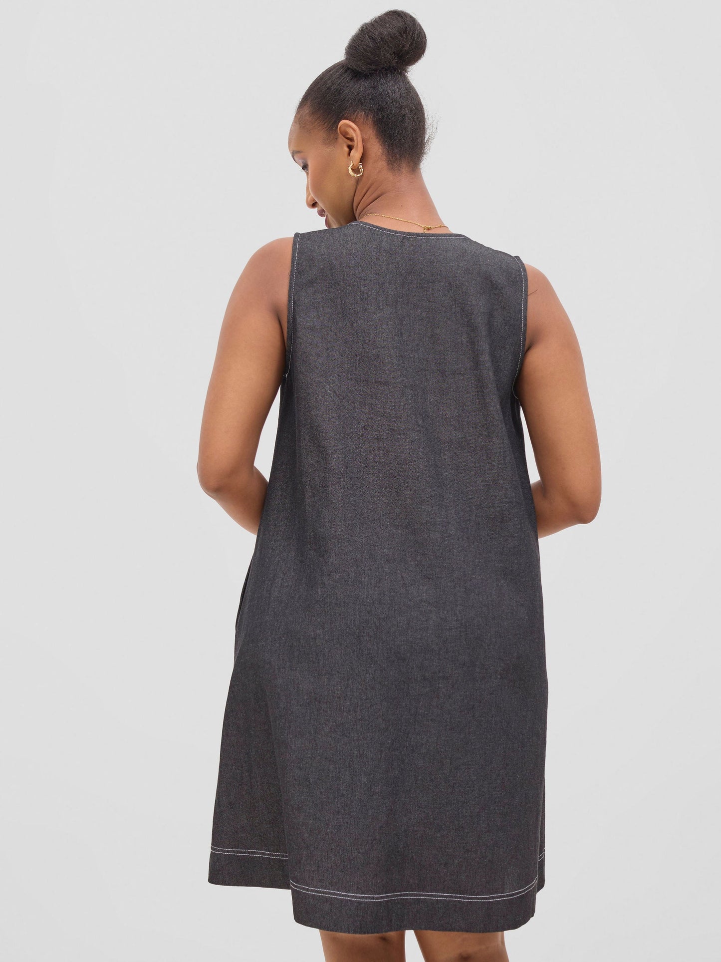 Vivo Seli V-Neck Knee Length Dress - Black