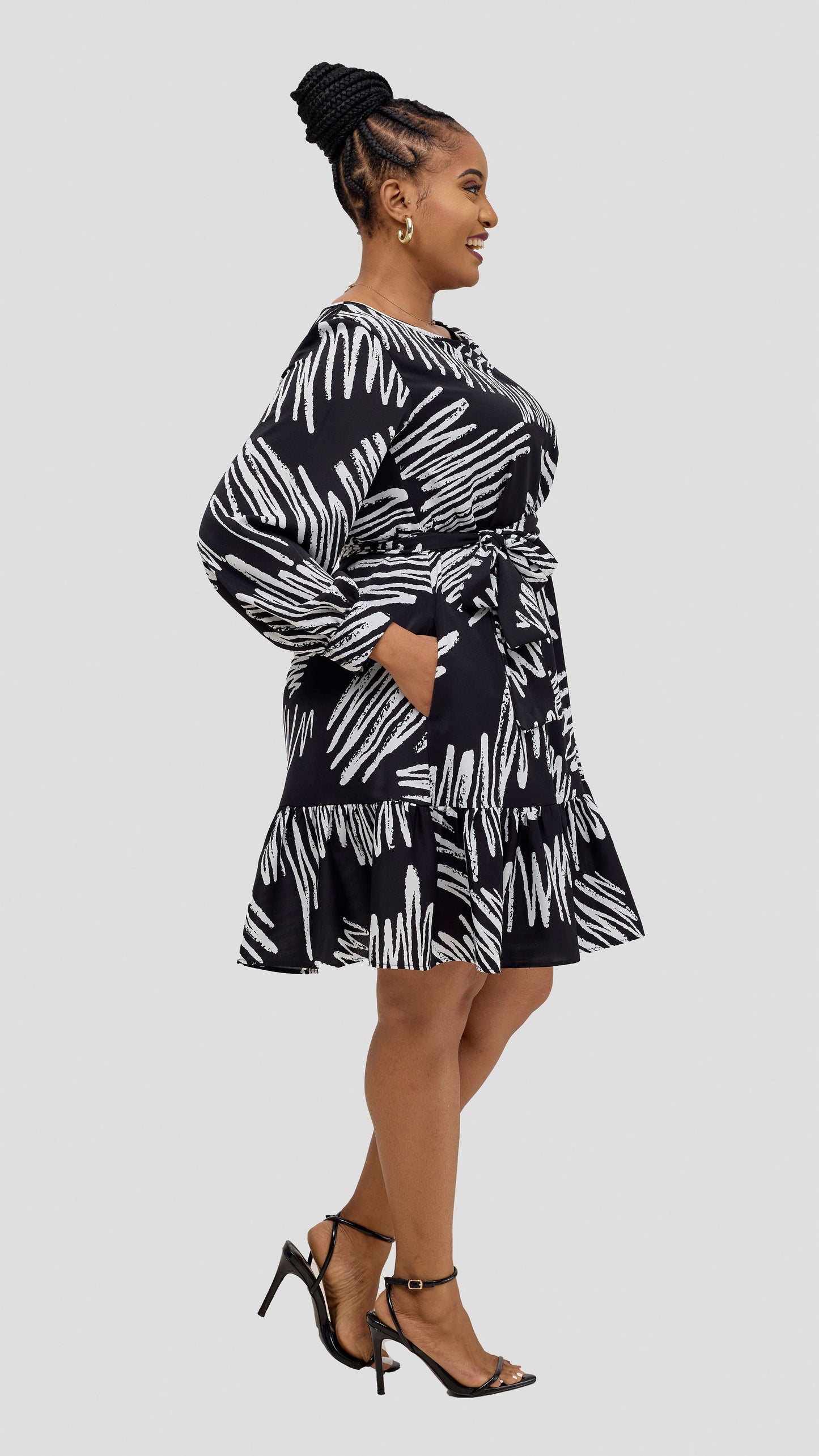 Vivo Serwa Tent Dress - Black / White Print