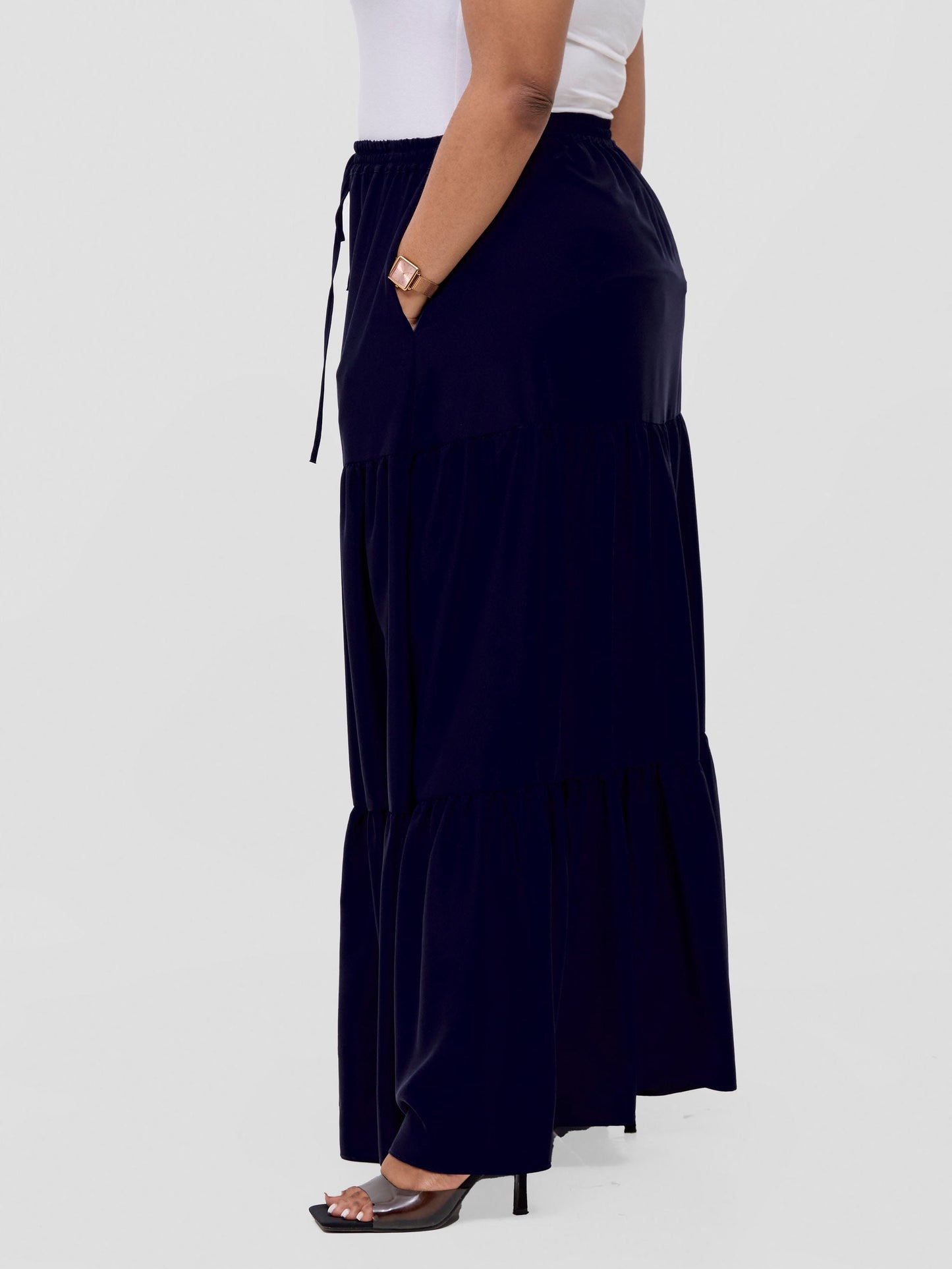 Vivo Serwa Tiered Maxi Skirt - Navy