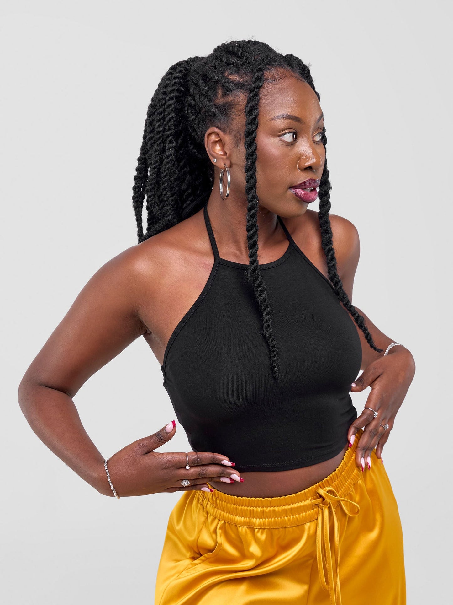 Zoya Basic Halter Tie Top - Black