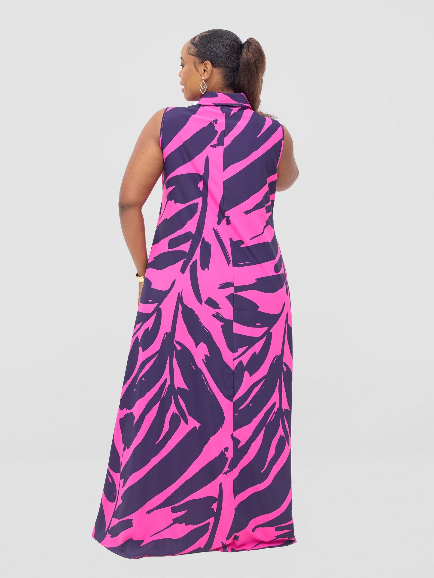 Vivo Asha Sleeveless Maxi Dress - Fuschia / Navy Eta Print