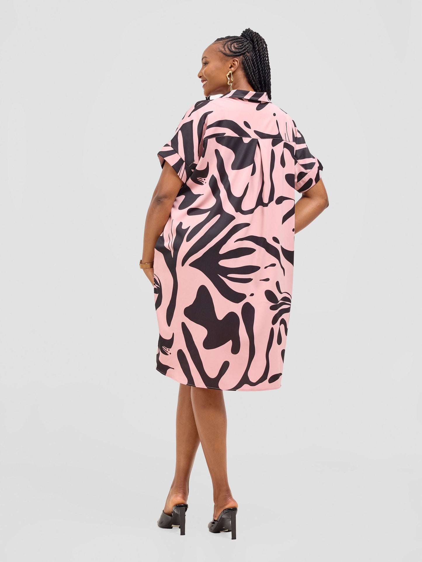 Vivo Reba Drop Shoulder Shirt Dress  - Peach / Black Zari print