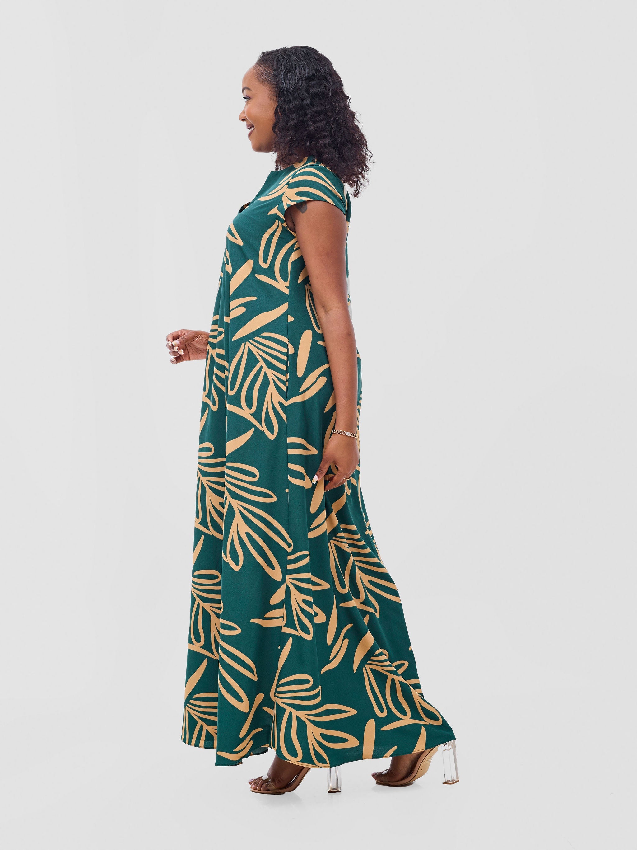 Vivo Zola V Neck Cap Sleeve Maxi Dress - Green / Tan Print