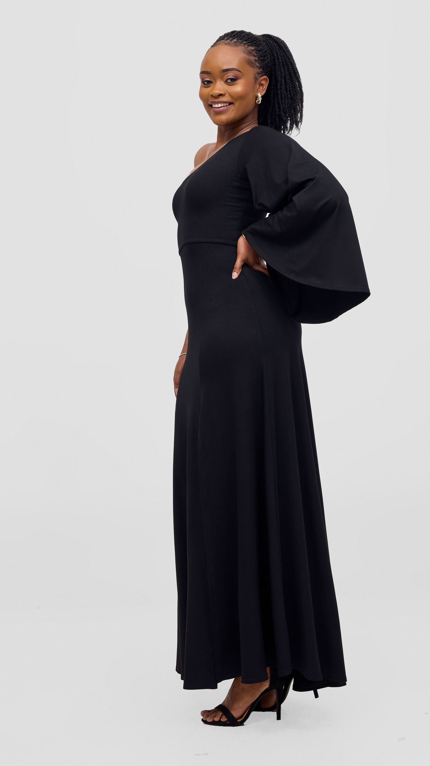 Vivo Ari One Shoulder Maxi Dress - Black