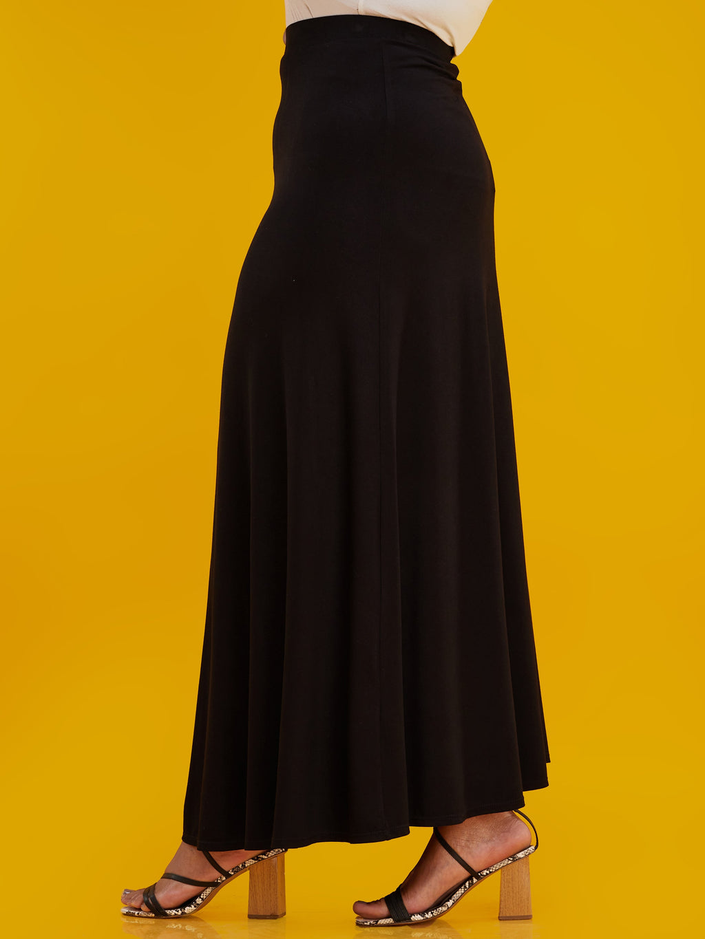 Vivo Basic A-line Maxi Skirt - Black