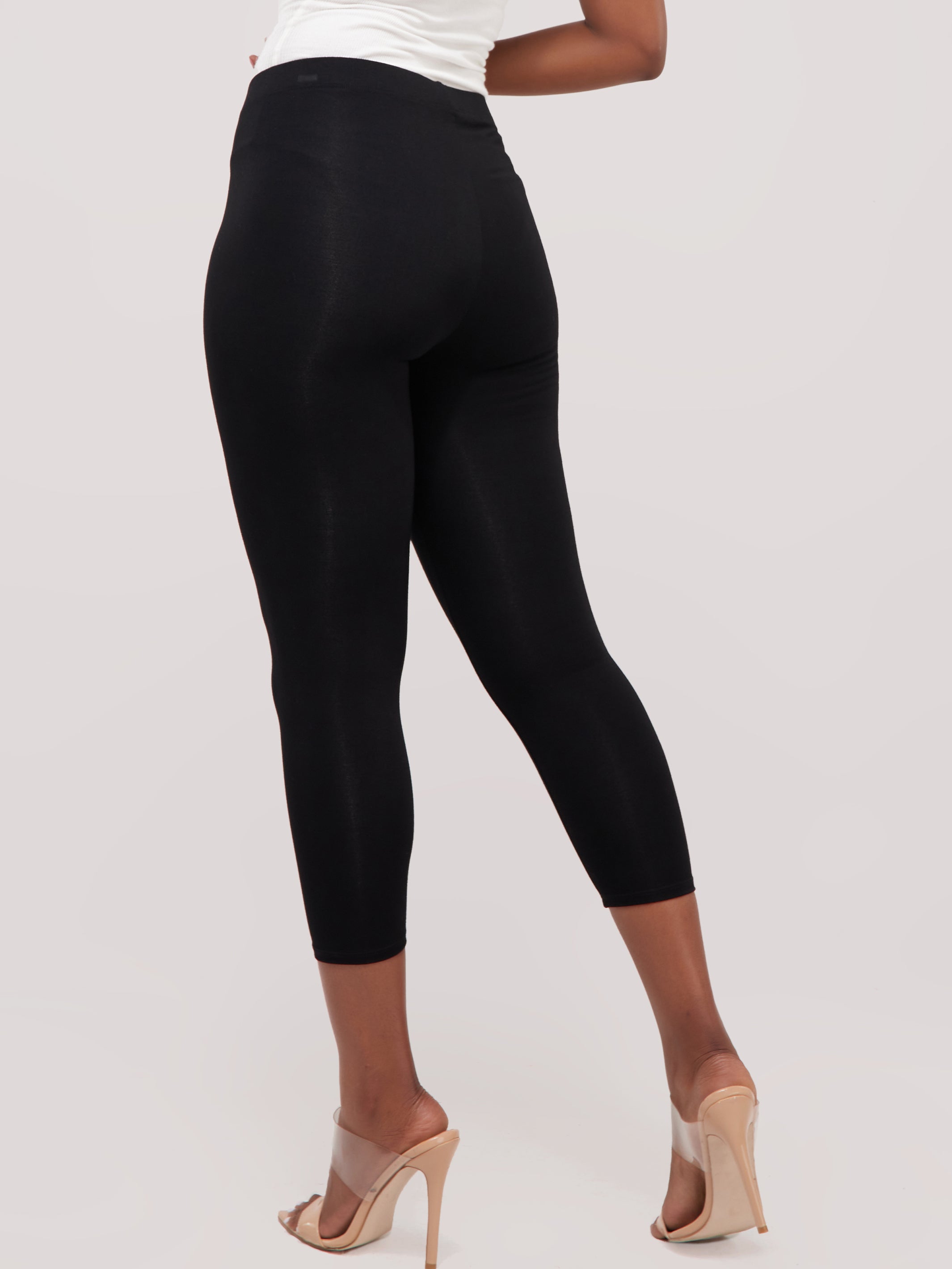 Vivo Basic Capri Leggings - Black