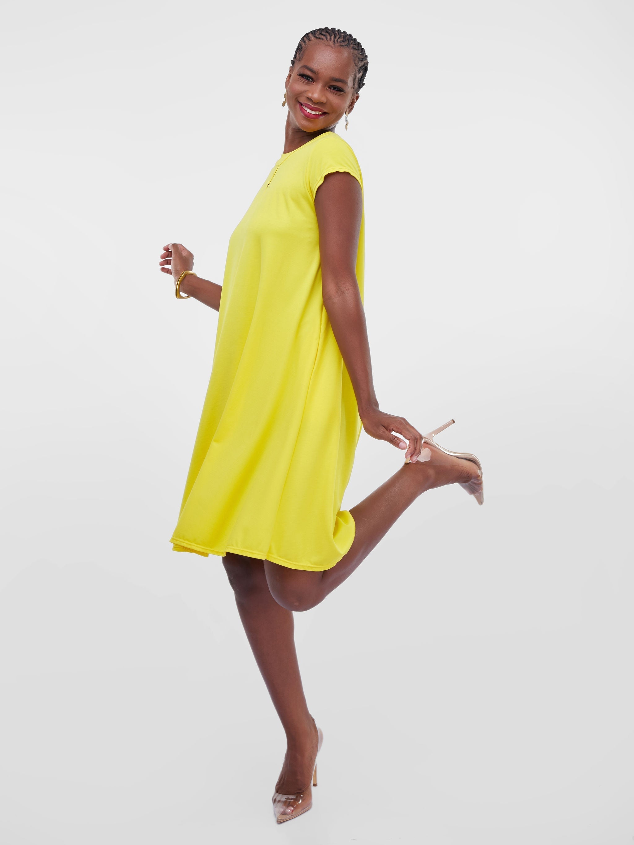 Vivo Sierra Tent Knee Length Dress - Yellow