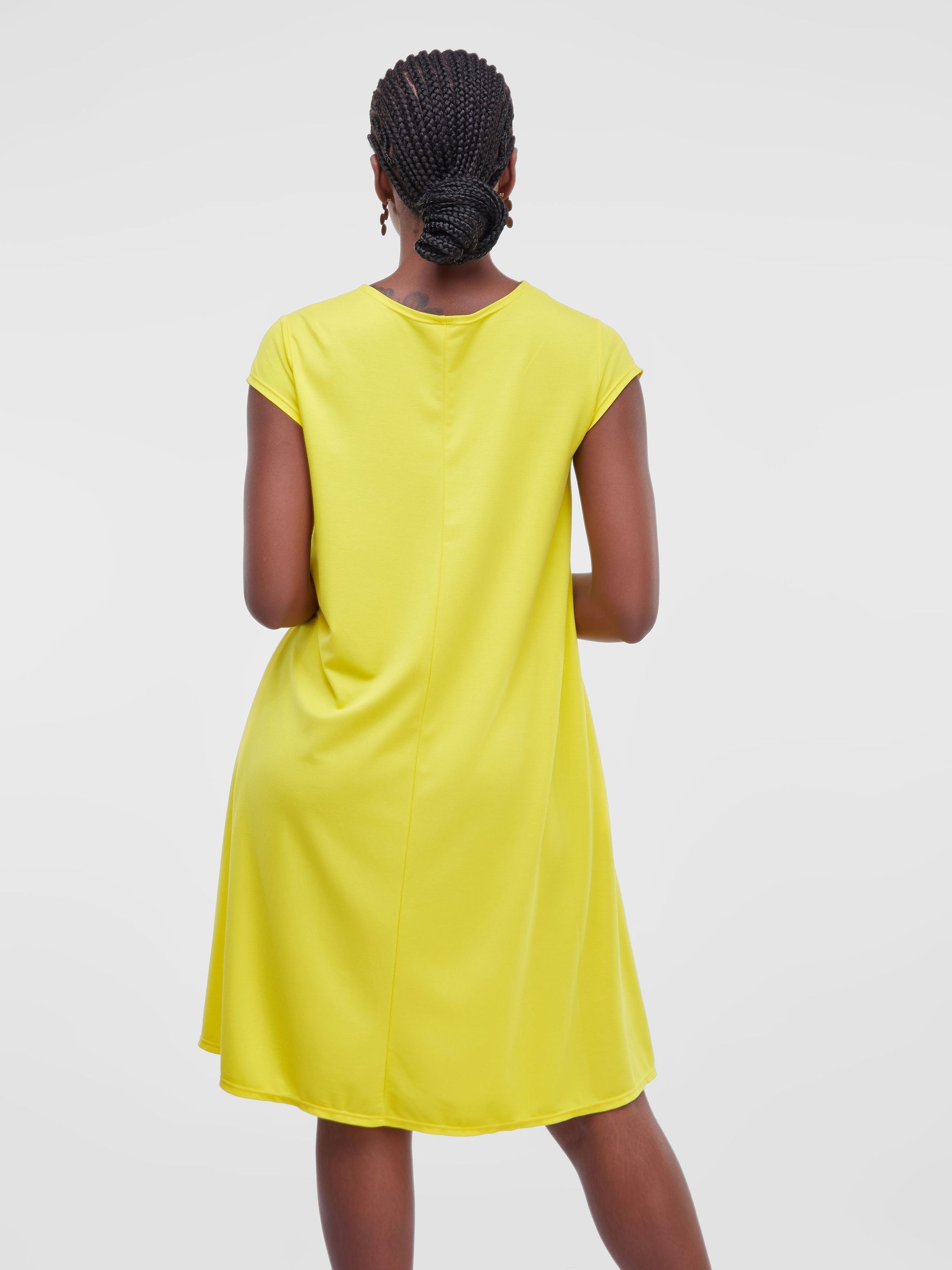 Vivo Sierra Tent Knee Length Dress - Yellow