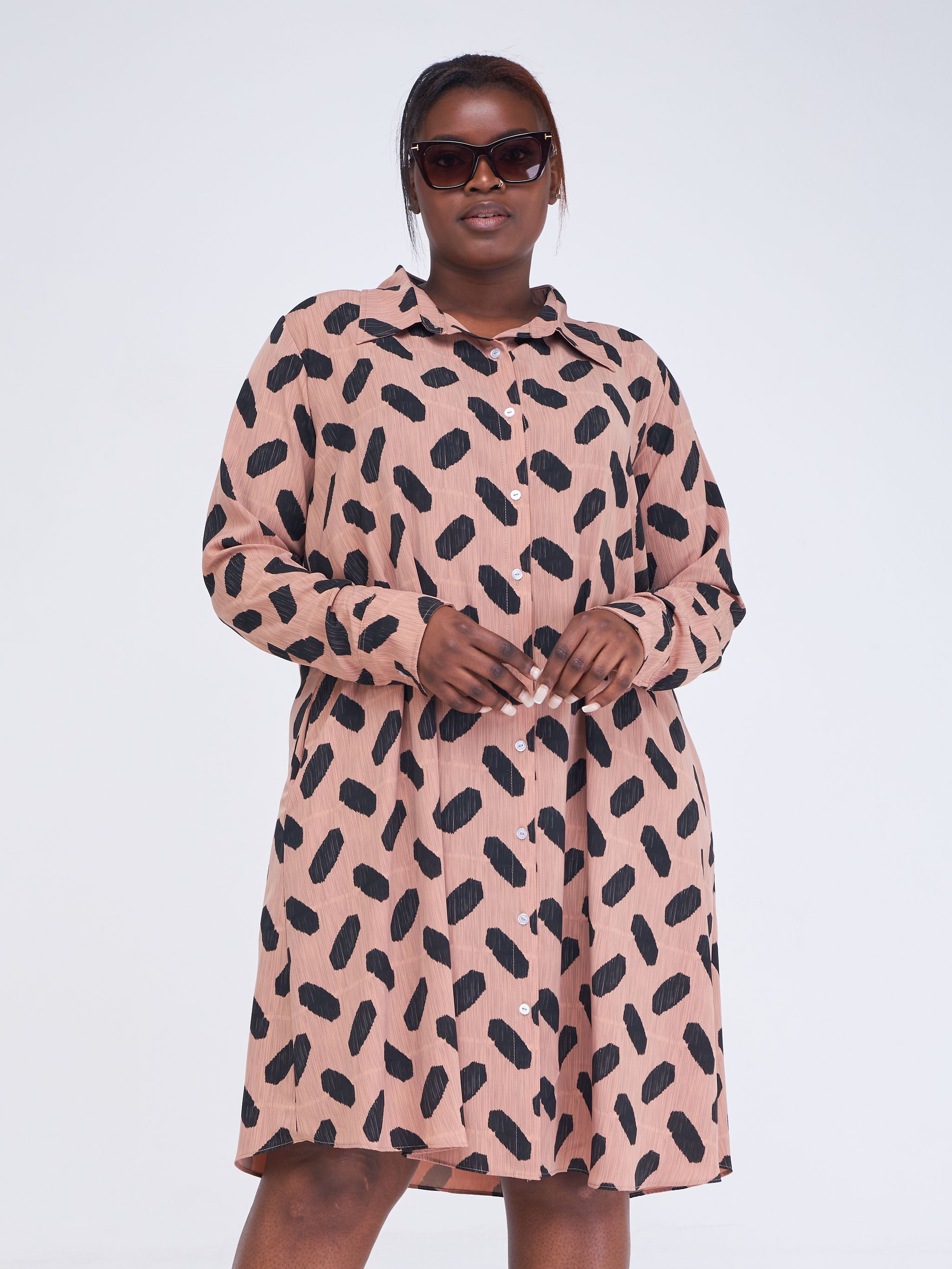 Vivo Basic Long Sleeve Tent Shirt Dress - Taupe / Black Abstract Print