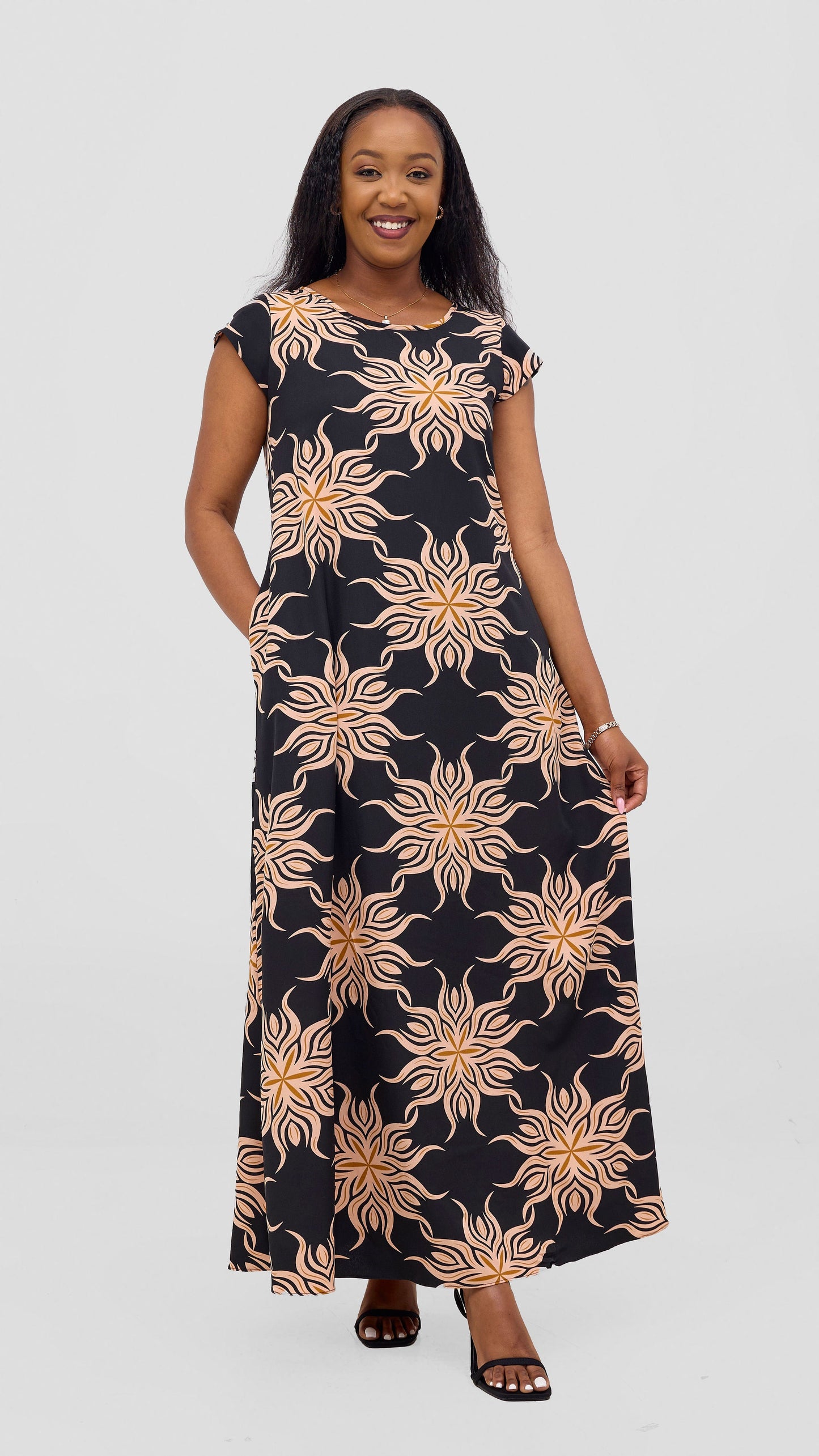 Vivo Basic Round Neck Maxi Dress - Black / Rust Print