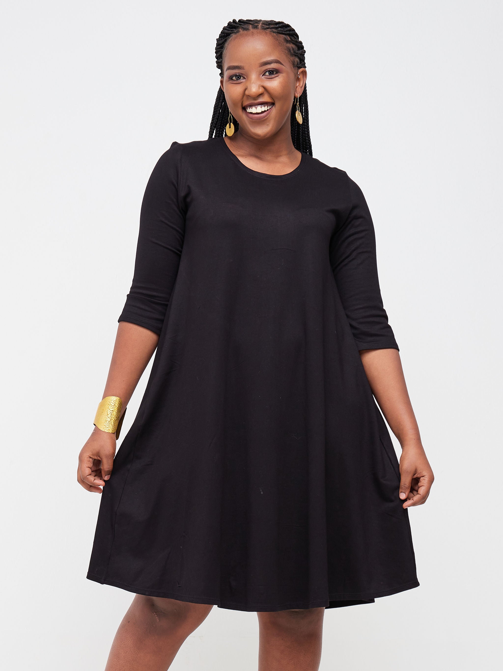 Vivo Basic Julia 3/4 Sleeve  Back Pleat Knee Length Dress - Black