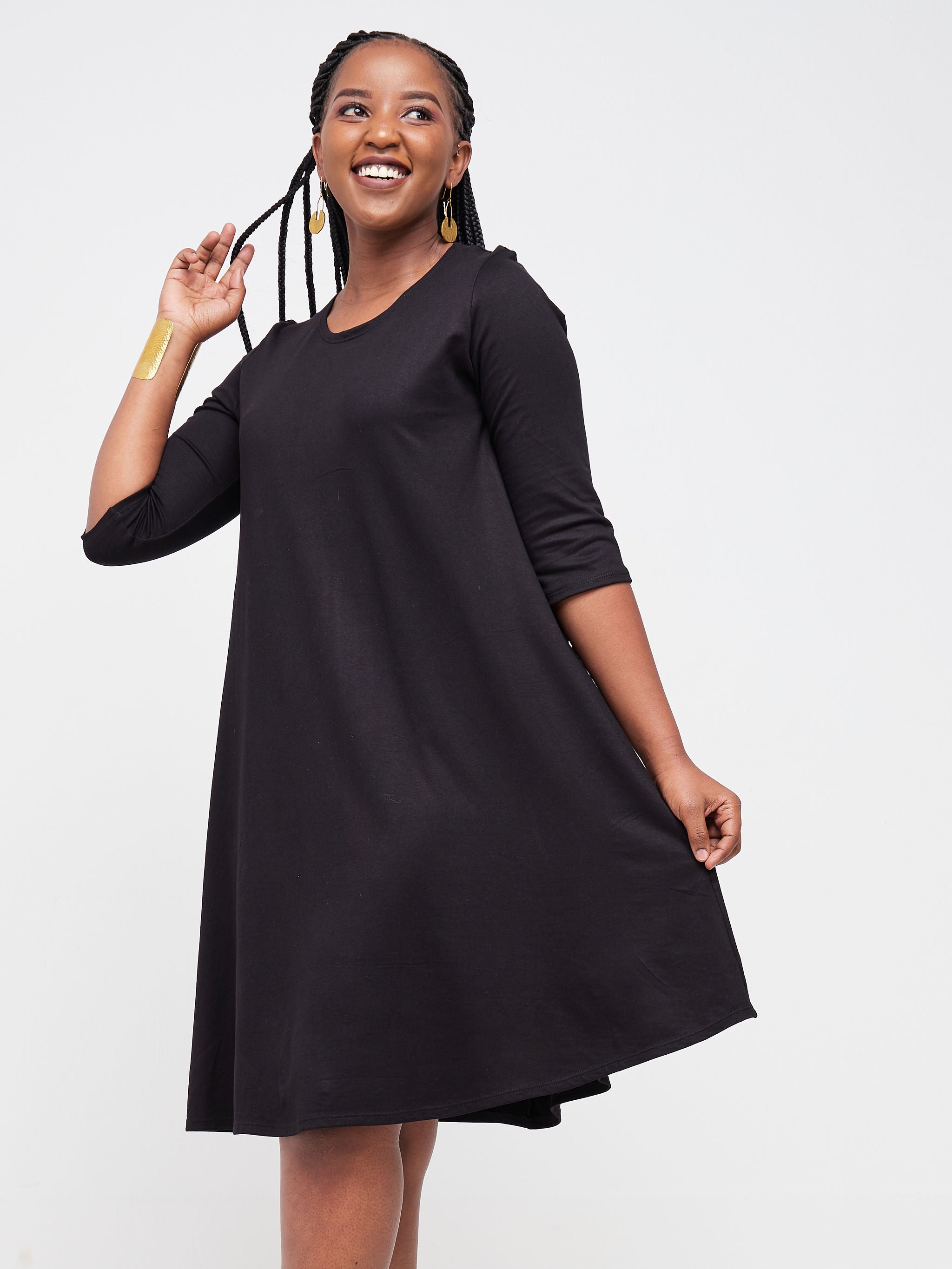 Vivo Basic Julia 3/4 Sleeve  Back Pleat Knee Length Dress - Black