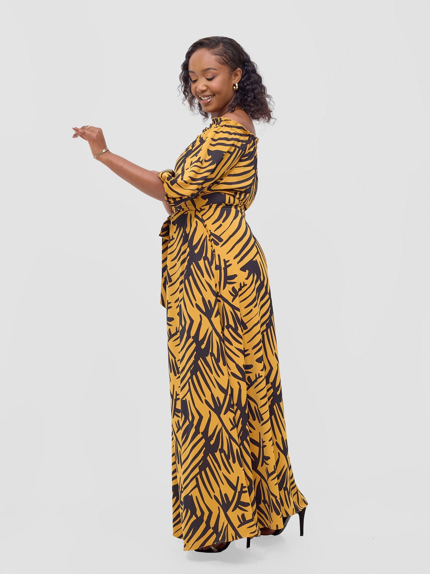 Vivo Ayla Bubble Sleeve Maxi Dress - Mustard / Black Lala Print