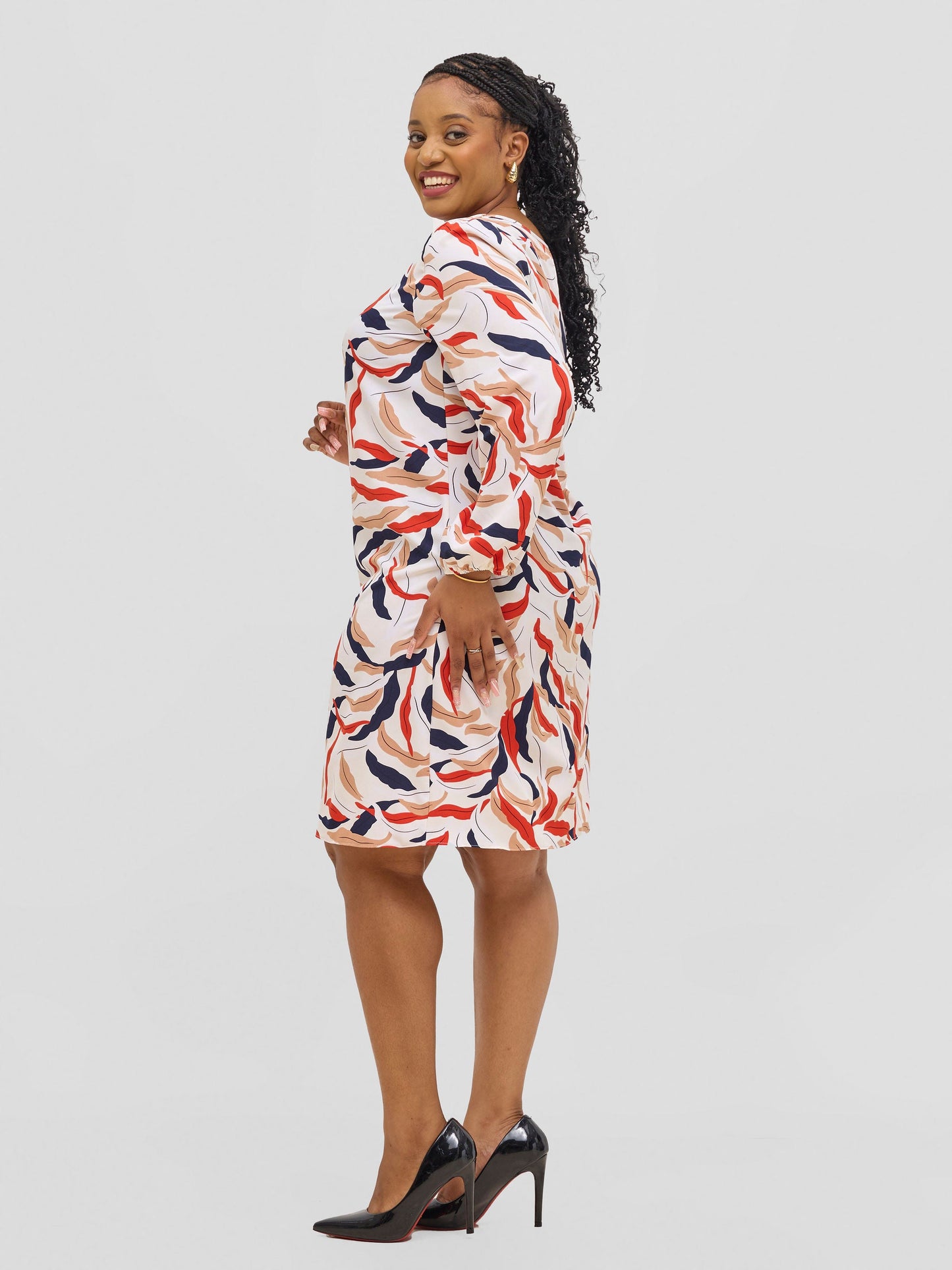 Vivo Jasiri Bishop Sleeve Shift Dress - Cream / Red Tiwi Print