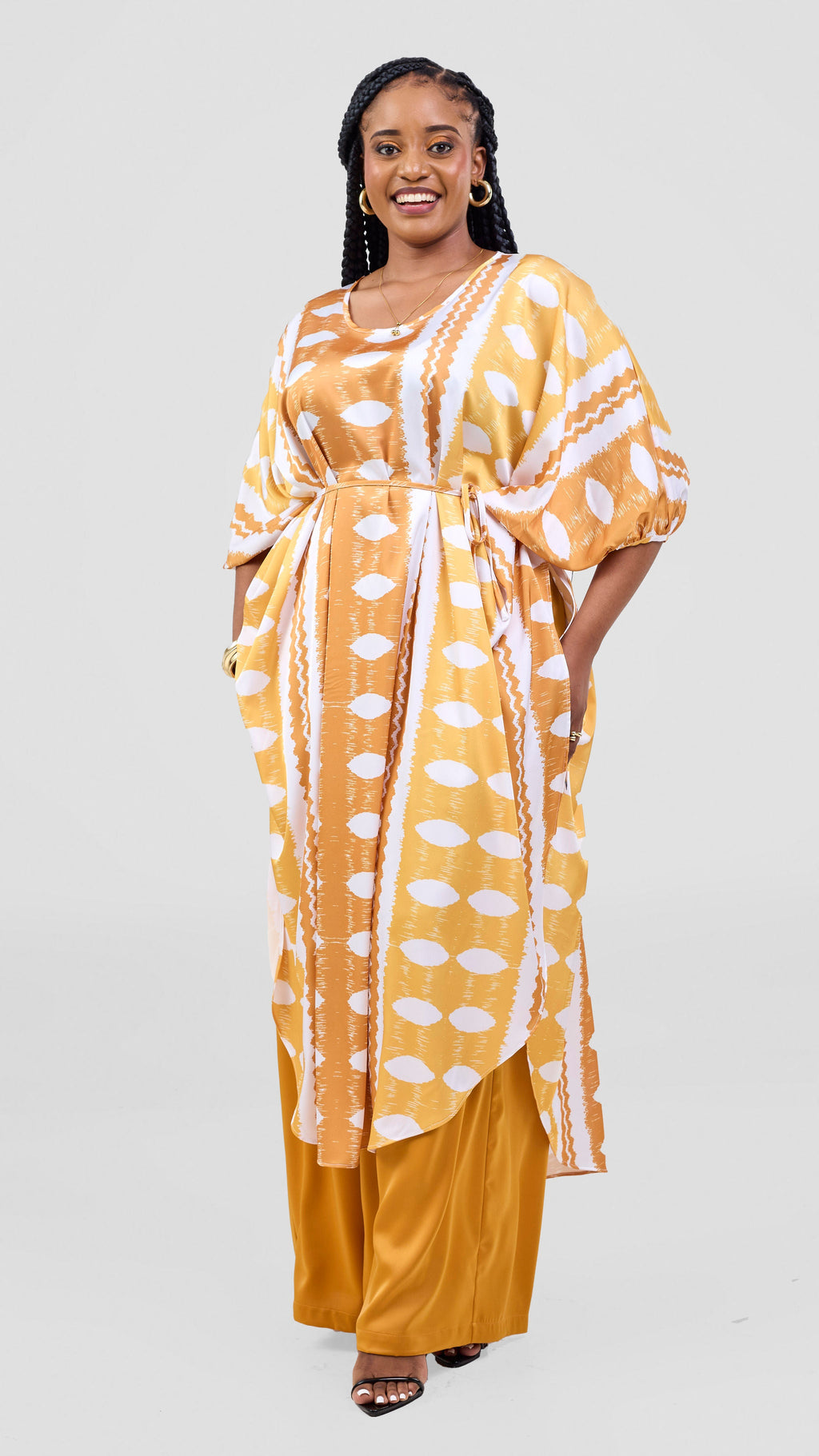 Vivo Essi Scalloped Top - White / Dark Mustard Print