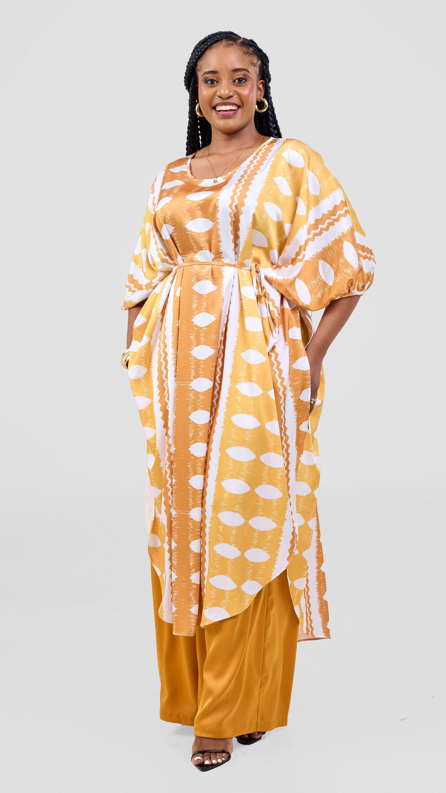 Vivo Essi Scalloped Top - White / Dark Mustard Print