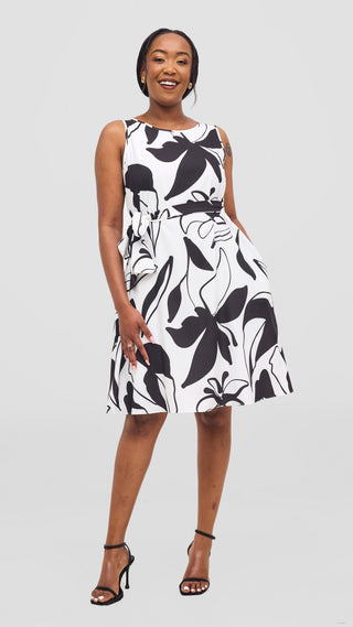 Vivo Basic Sleeveless Tent Dress - White / Black Print