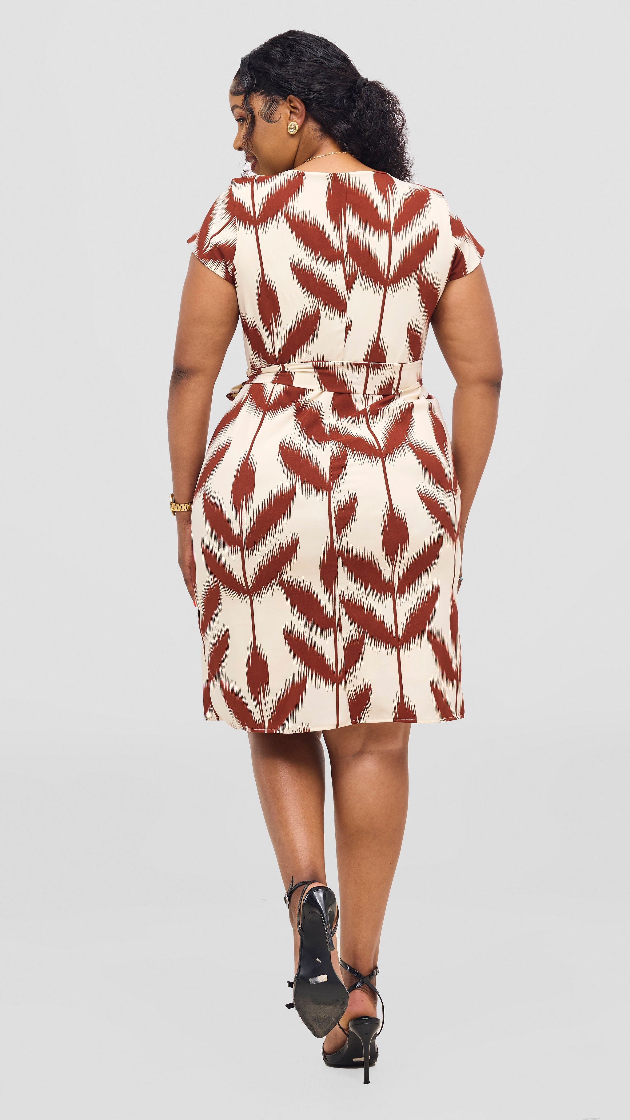 Vivo Muna Cap Sleeve Knee Length Dress - Rust / Cream Print