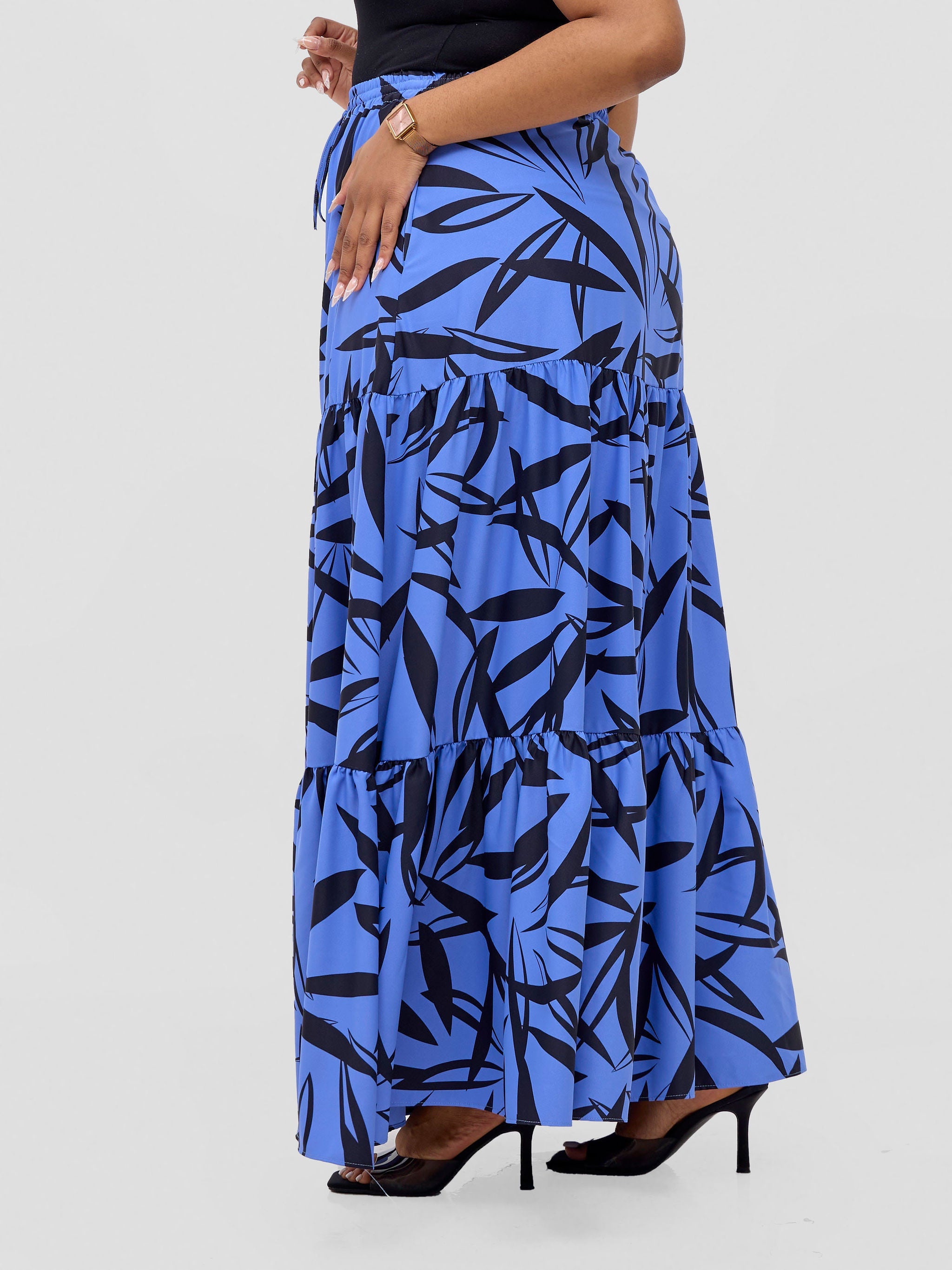 Vivo Serwa Tiered Maxi Skirt - Blue / Black Wera Print