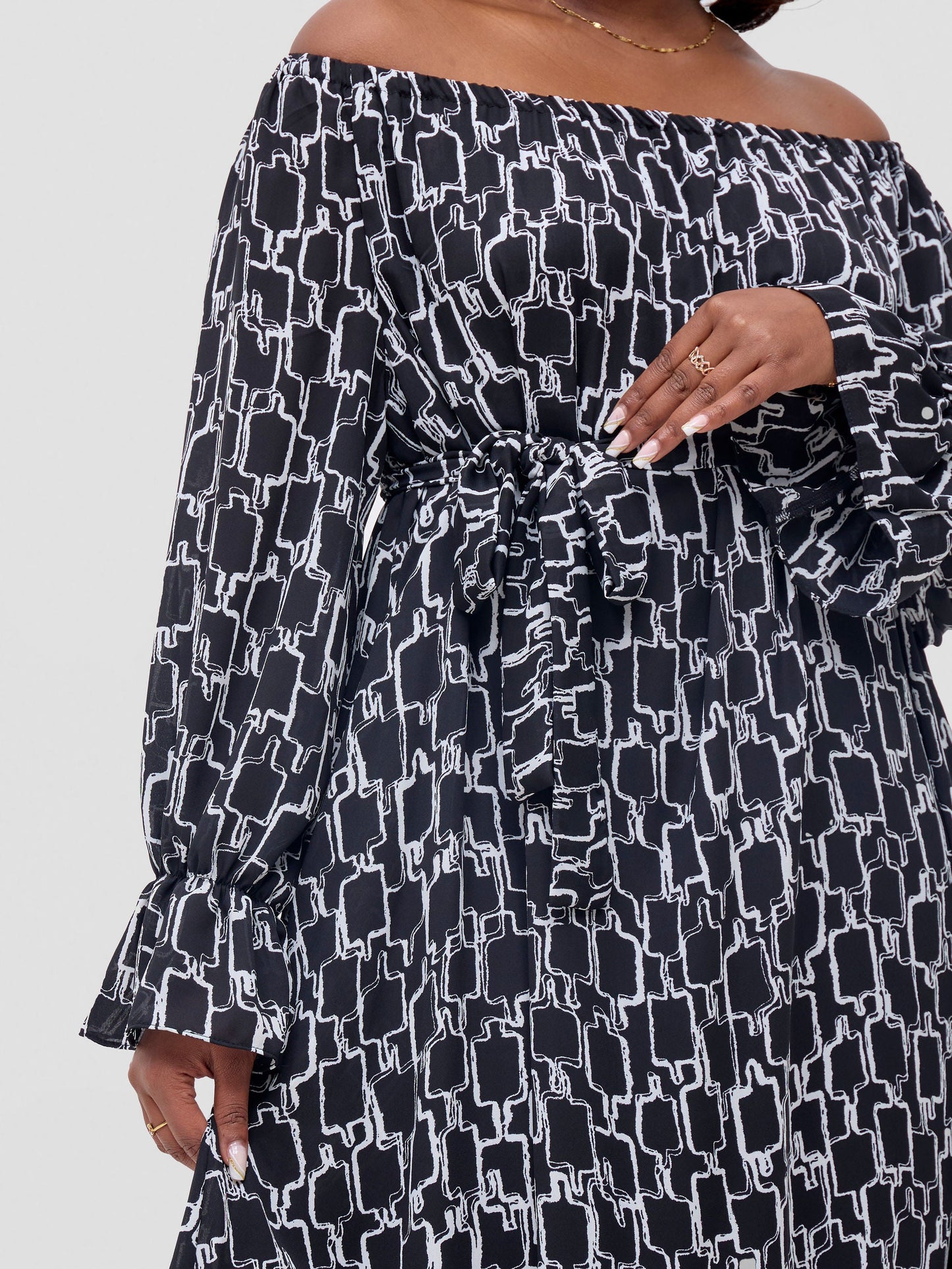 Vivo Jema Off Shoulder Tent Knee Length Dress - Black / White Print