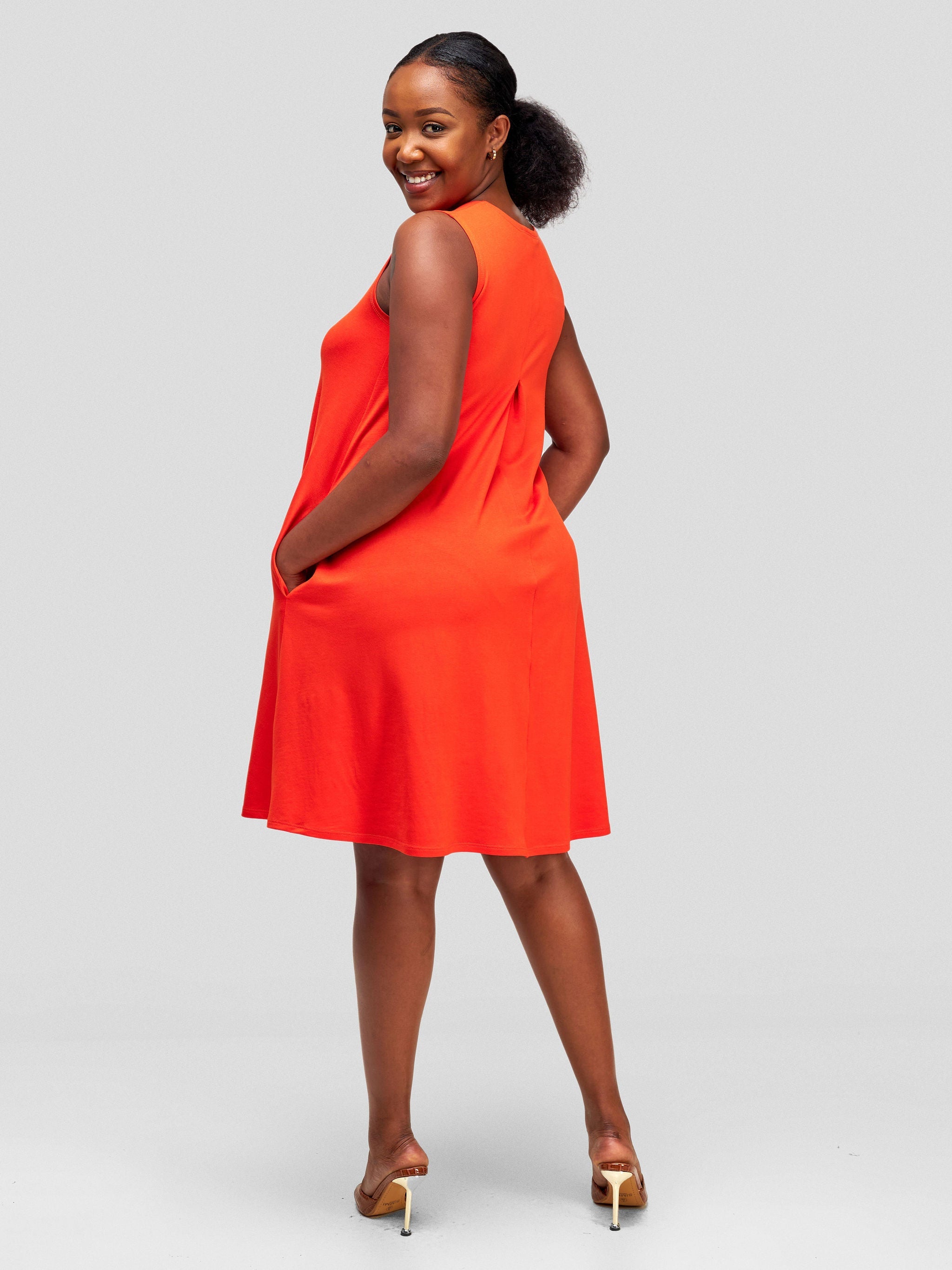 Vivo Basic Julia Back Pleat Knee Length Dress - Orange