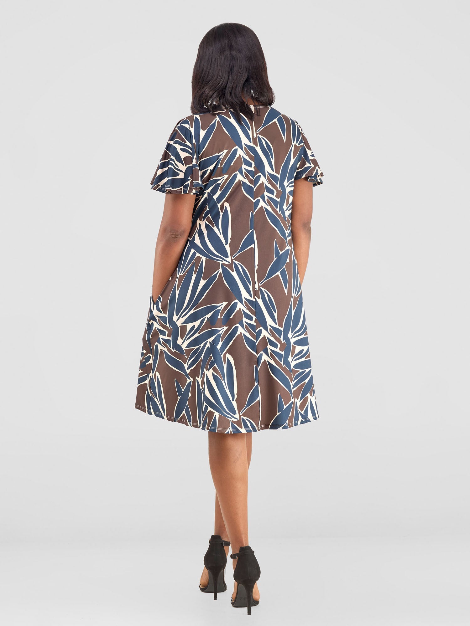 Vivo Ruwa Flounce Sleeve Knee Length Tent Dress - Navy / Brown Tawi Print