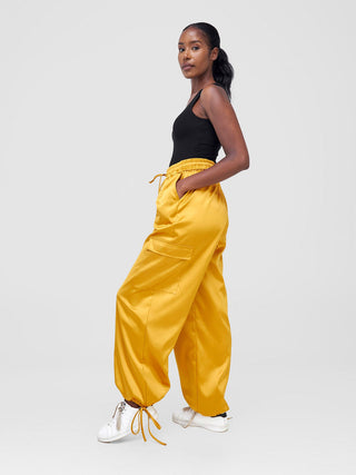 Zoya Luna Cargo Pants - Mustard
