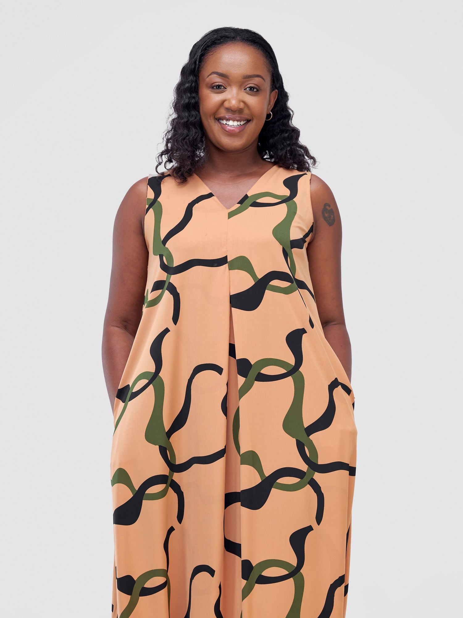 Vivo Ava Front Pleat Maxi Dress - Brown / Black Milo Print