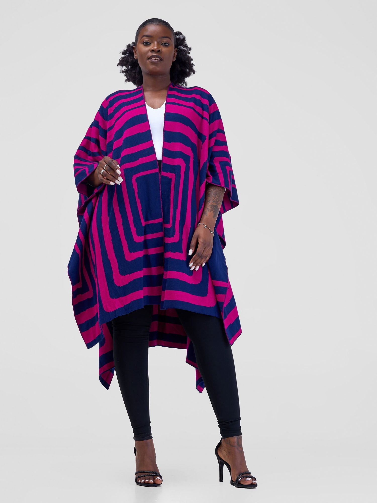 Vivo Reversible Printed Poncho - Fuschia / Navy  Bustani Print