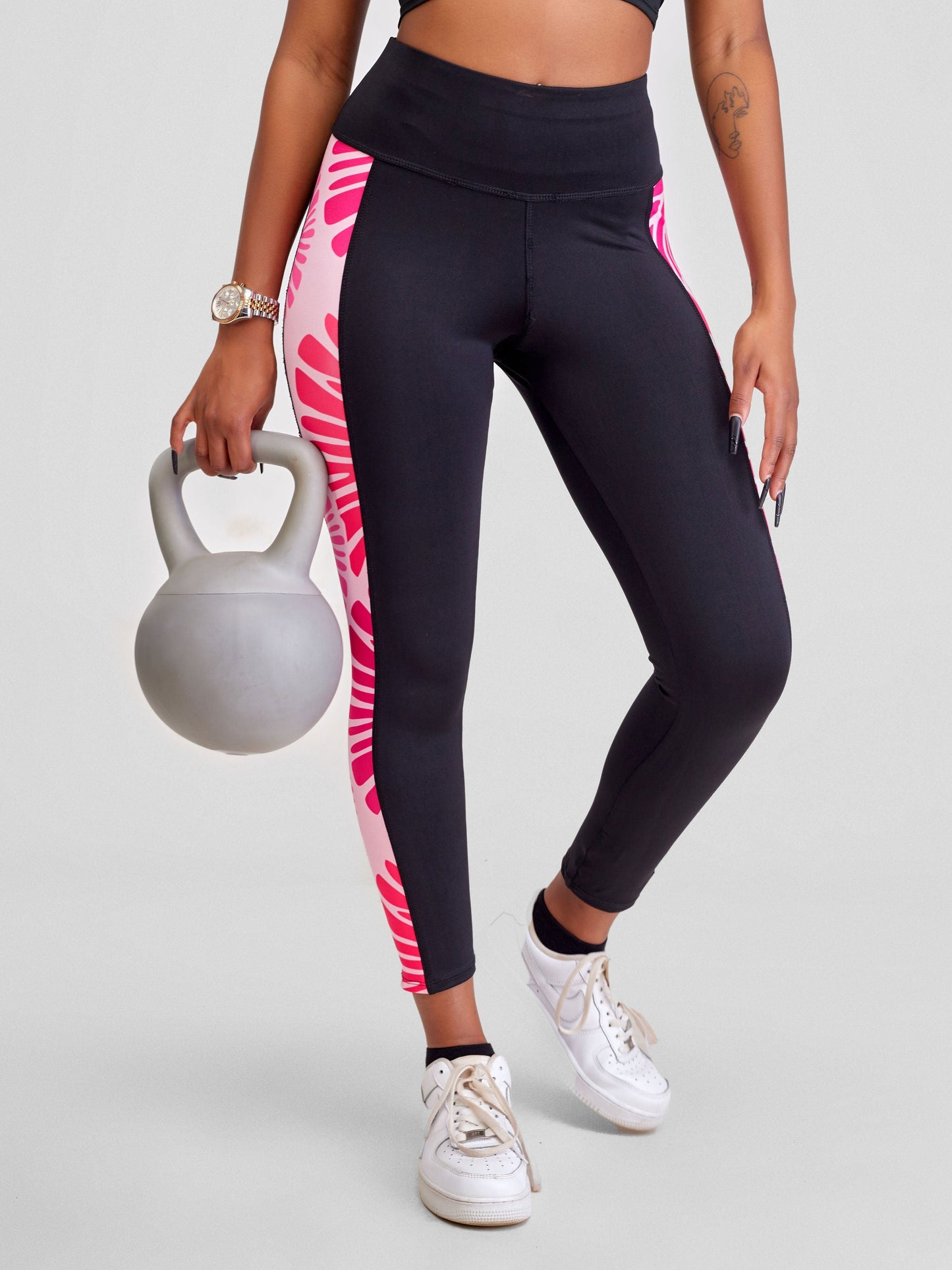 Vivo Lero Capri Leggings - Black + Pink Kiwi Print