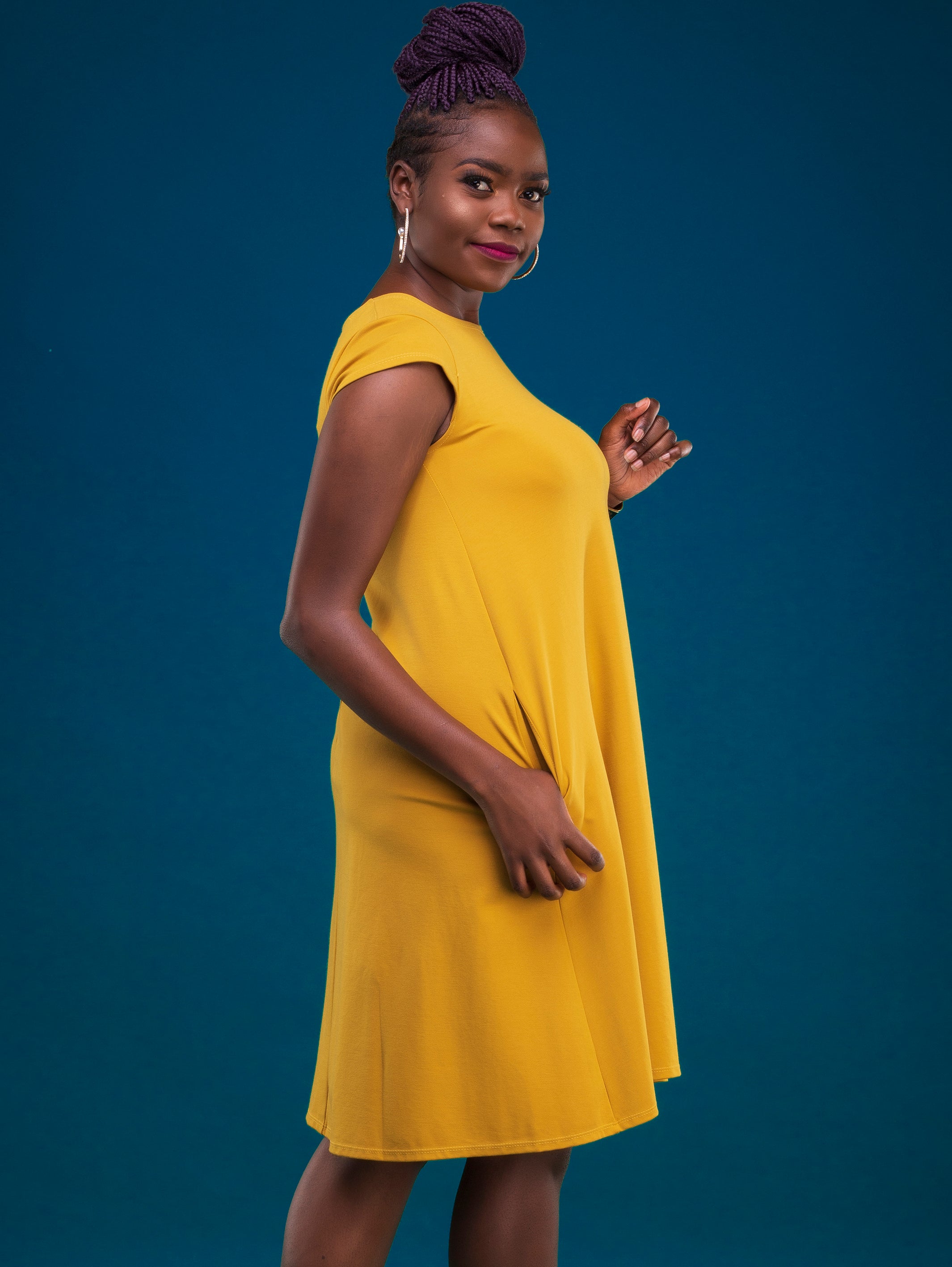 Vivo Basic Kena Tent Knee Length Dress - Mustard