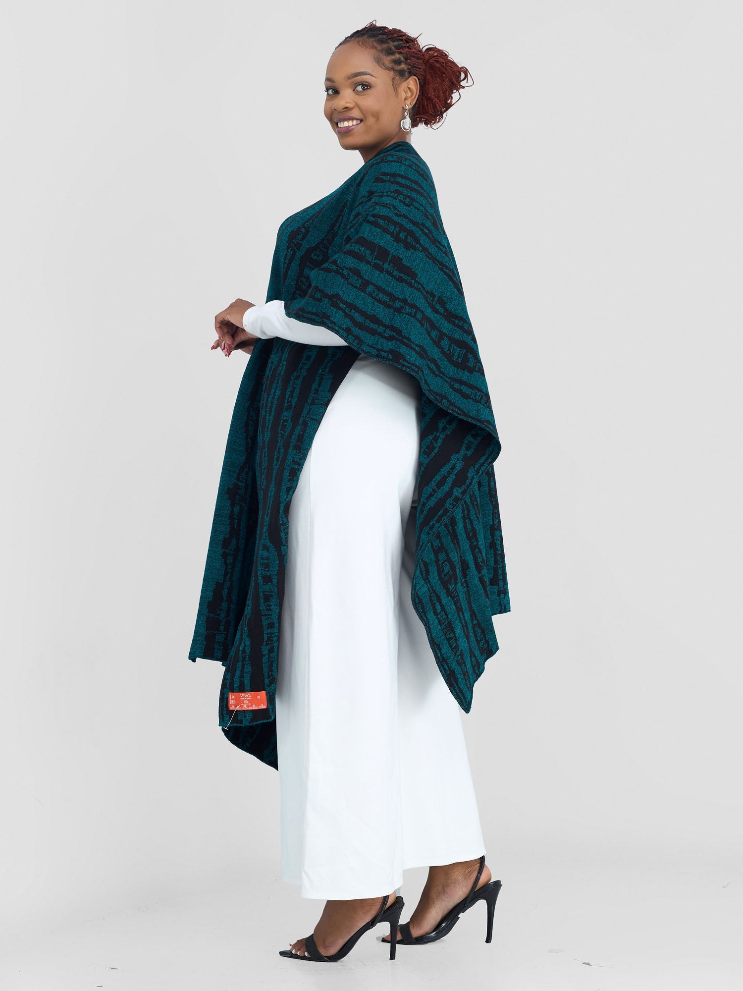 Vivo Reversible Poncho without Fringes - Black / Teal Miwa Print