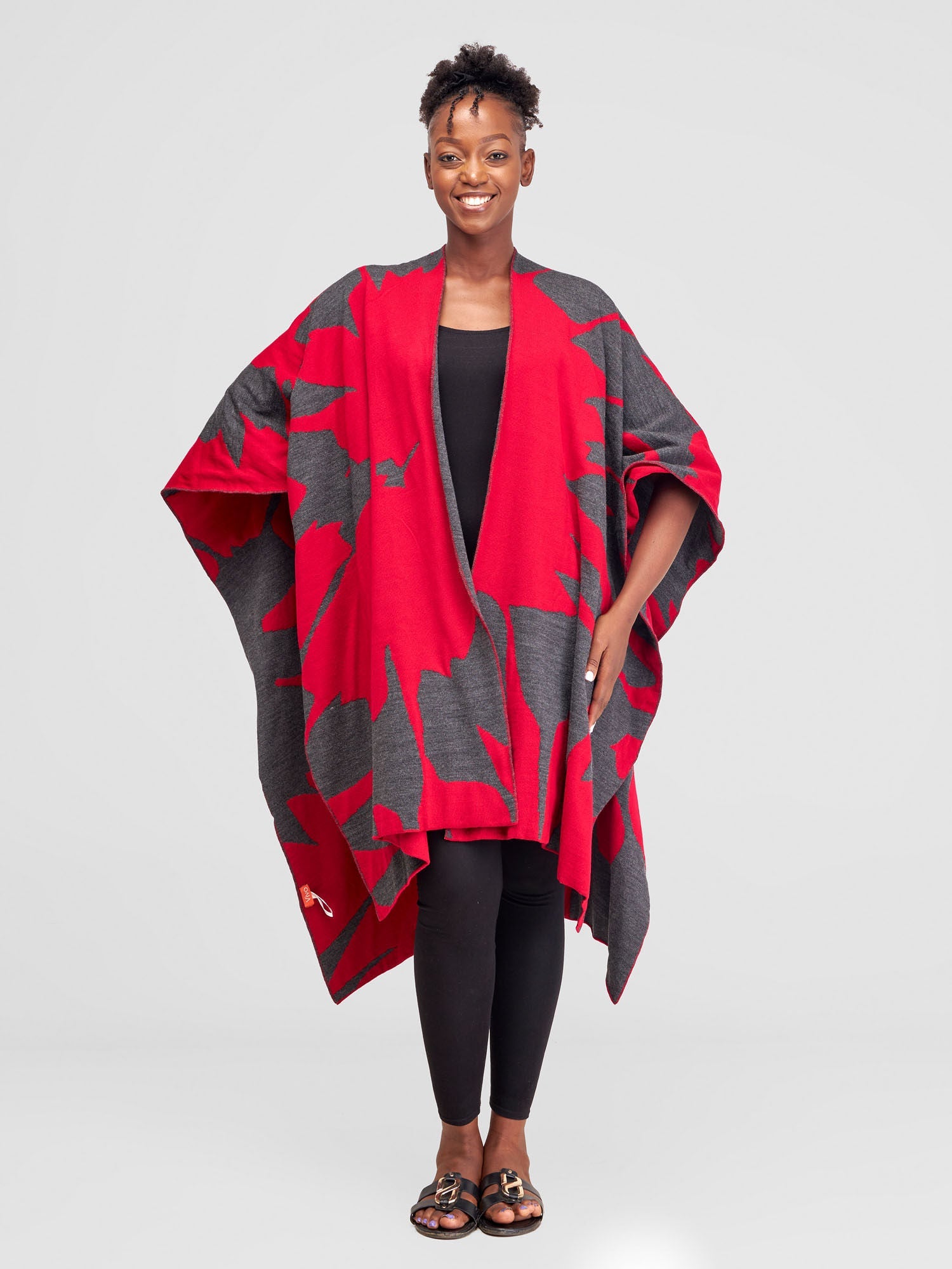 Vivo Reversible Printed Poncho - Dark Red  / Grey Pepeo Print