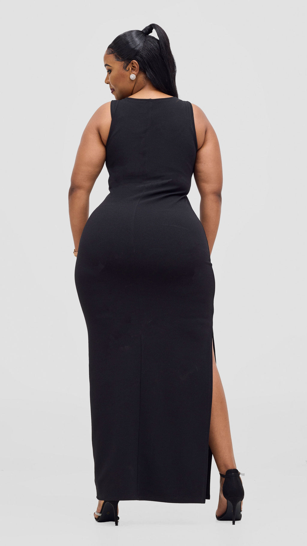Vivo Alani Boat Neck Maxi Dress - Black