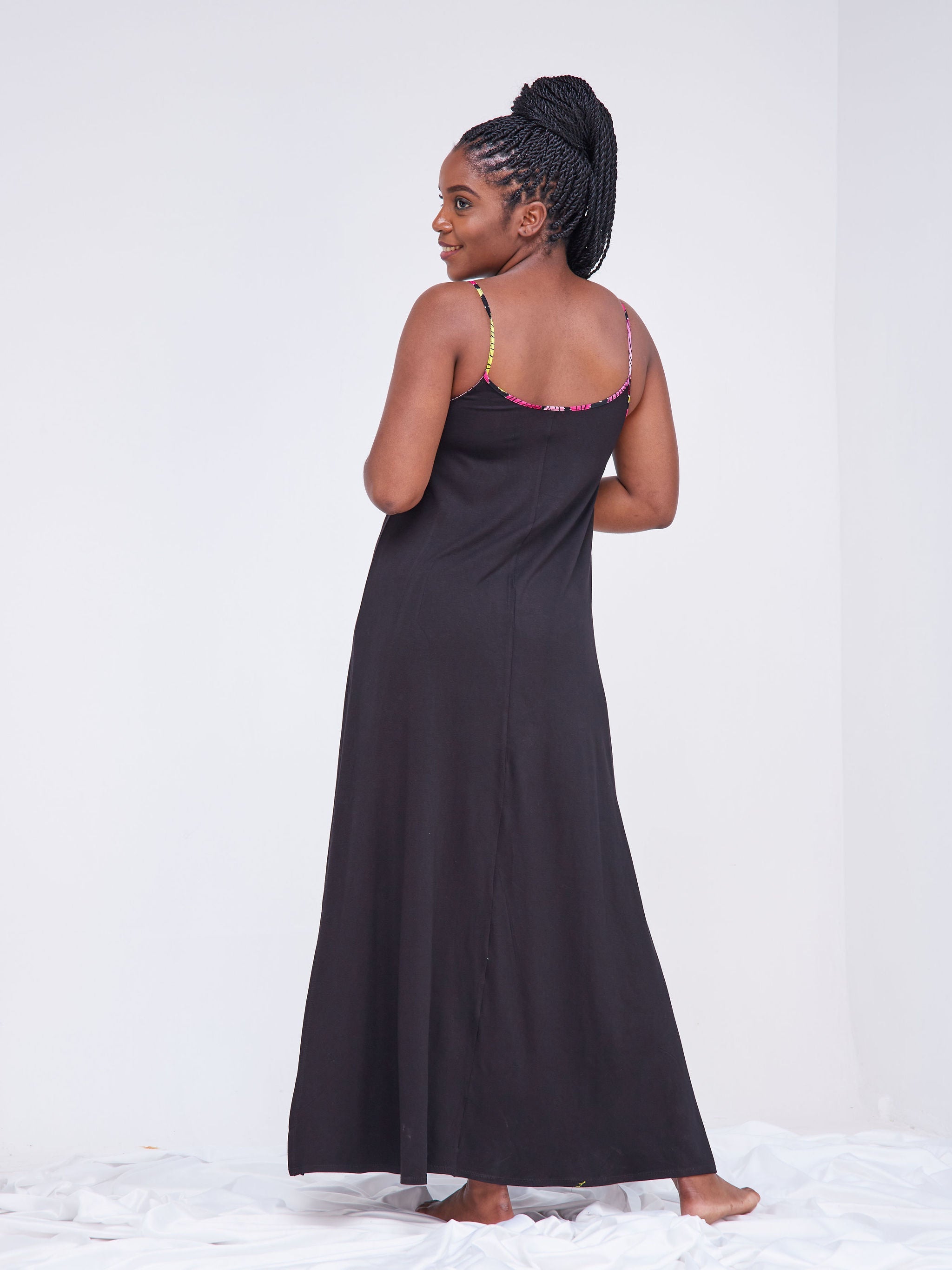 Vivo Arusha Strappy Maxi Dress - Black