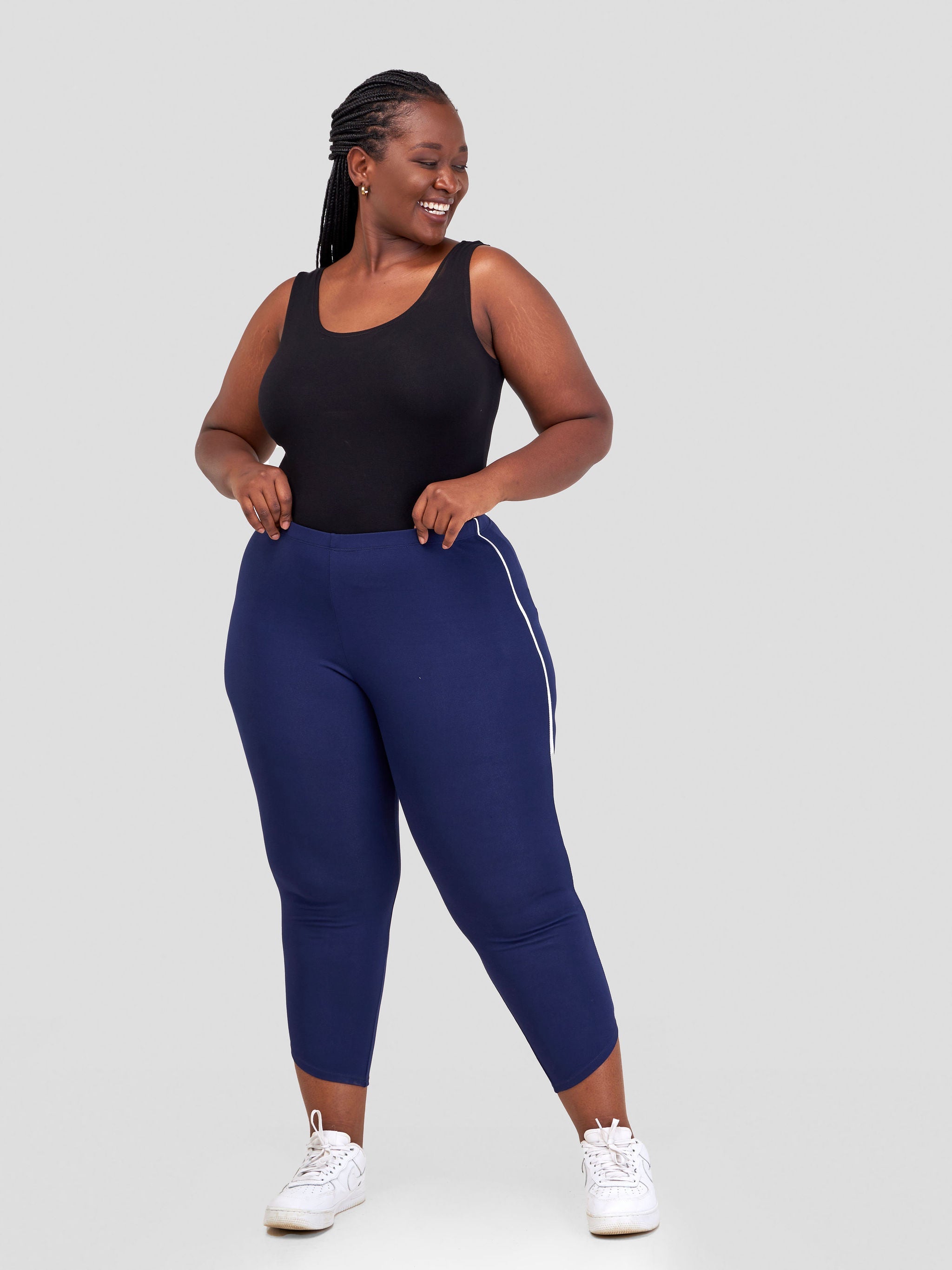 Vivo Jira Capri Leggings - Navy Blue