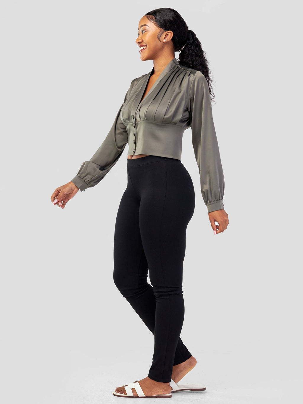 Vivo Sawari Long Sleeve V-Neck Midriff Top - Grey