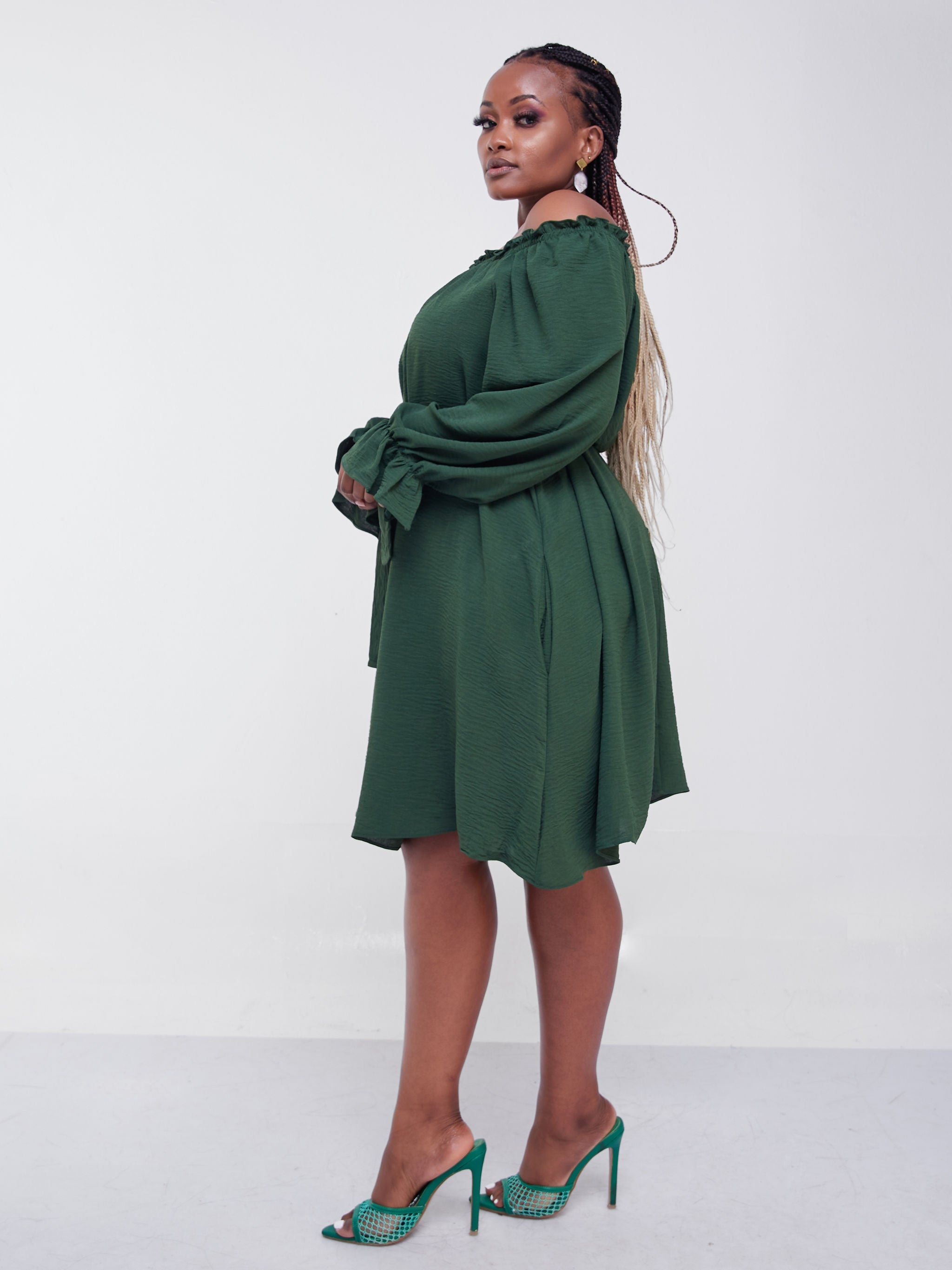 Vivo Jema Off Shoulder Tent Knee Length Dress - Green