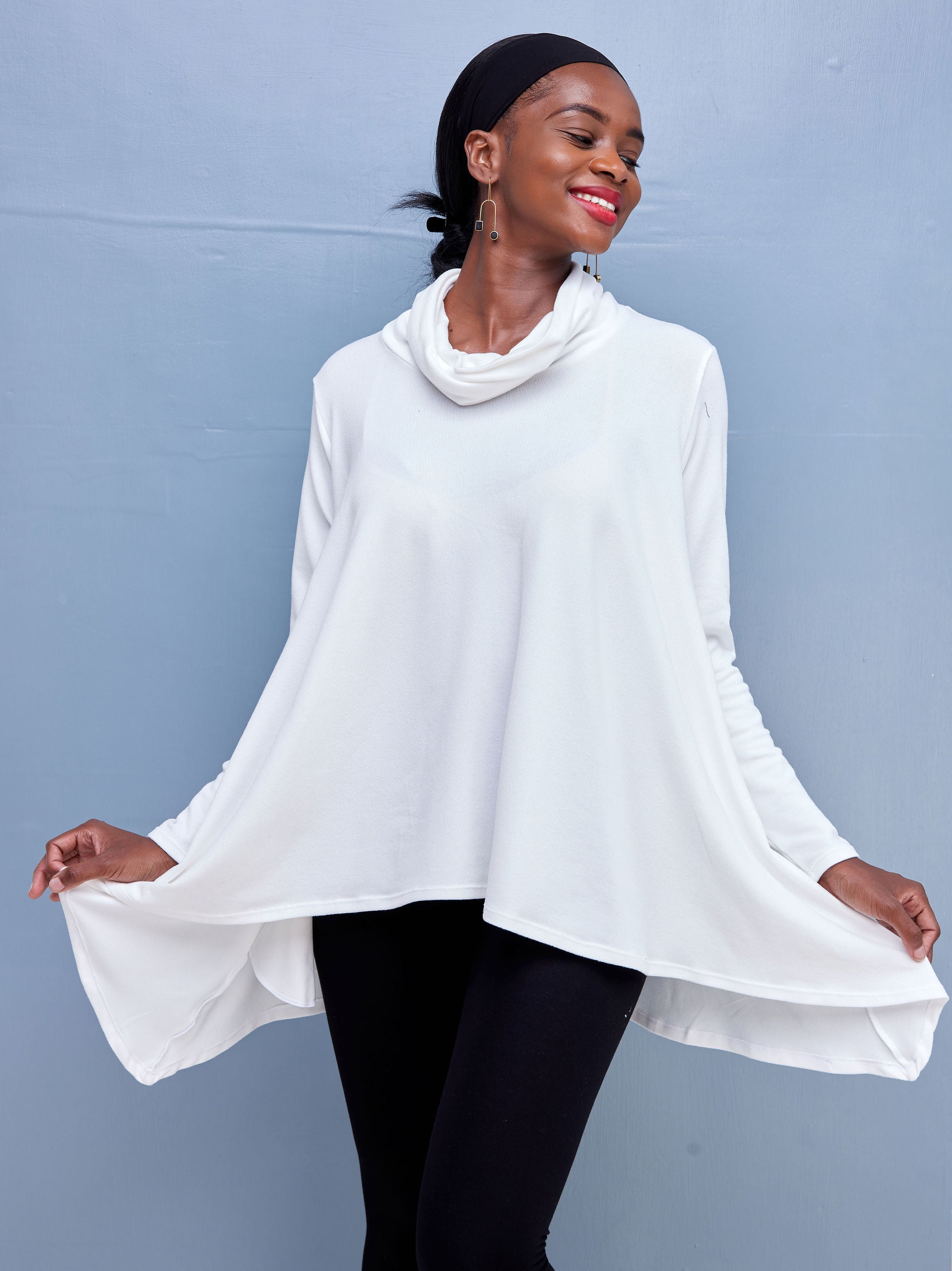 Vivo Basic Imelda Cowl Sweater - White