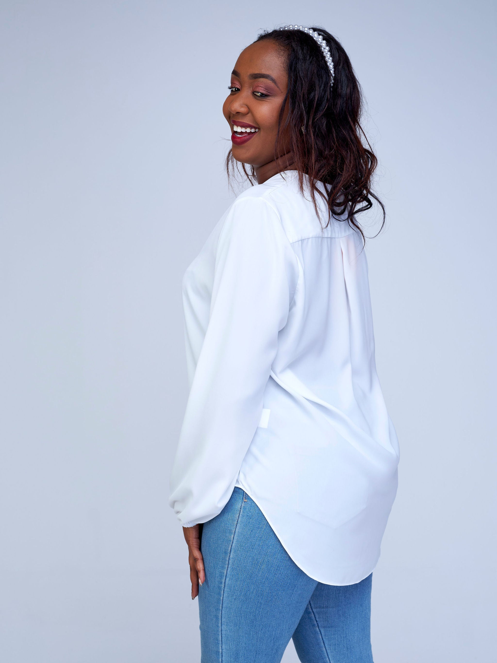 Vivo Dua Long Bishop Sleeve Top - White