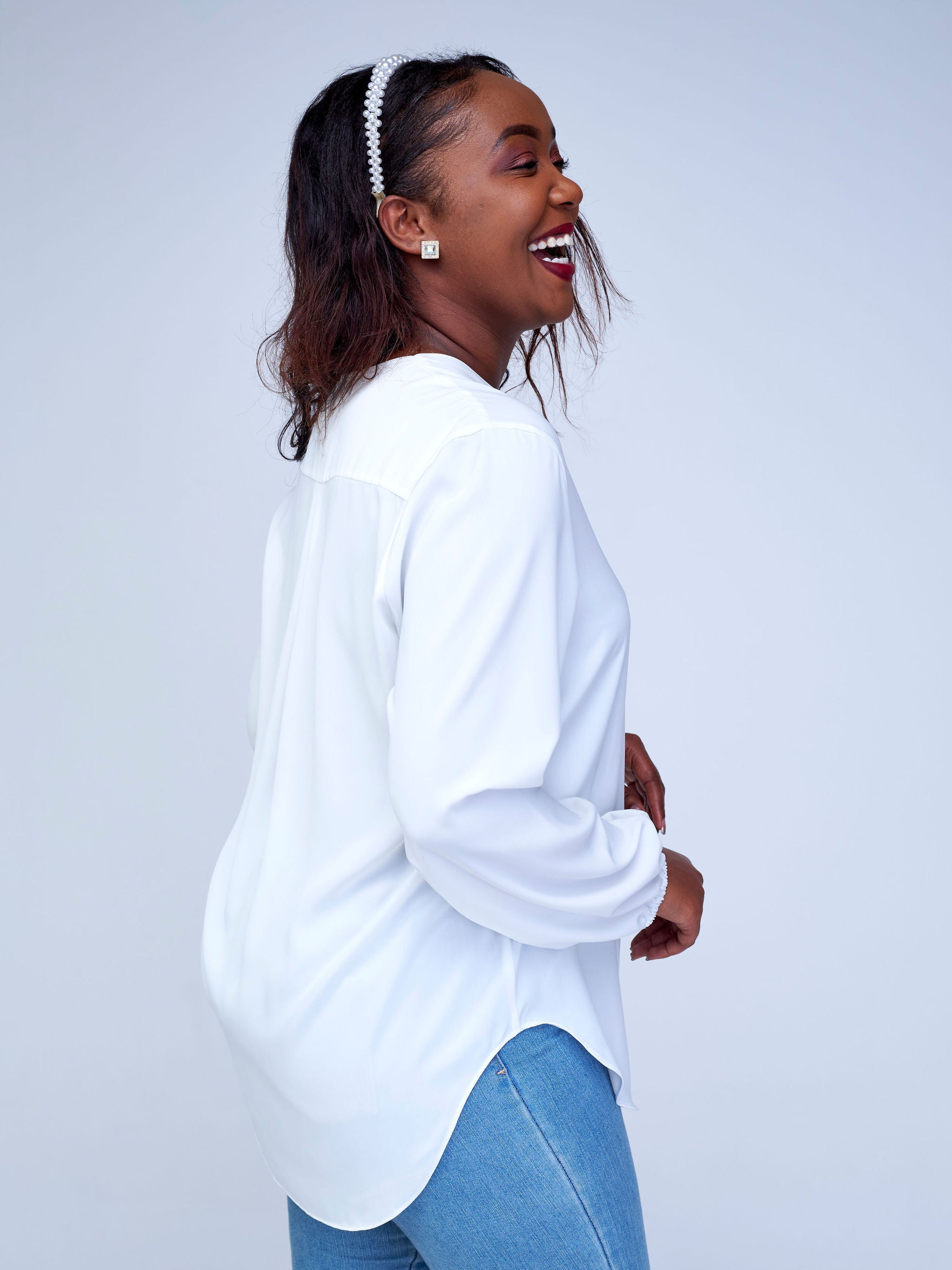 Vivo Dua Long Bishop Sleeve Top - White