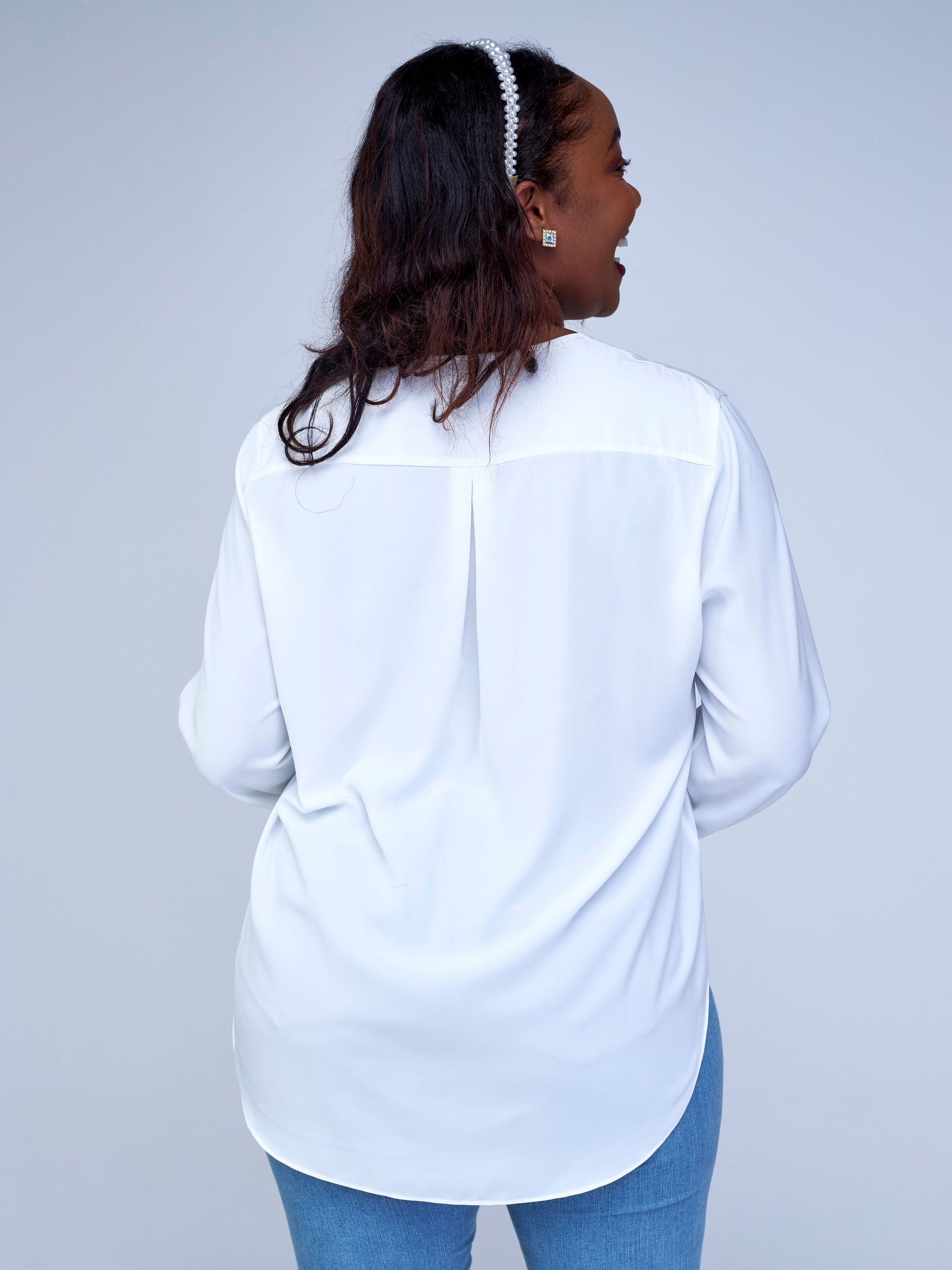 Vivo Dua Long Bishop Sleeve Top - White