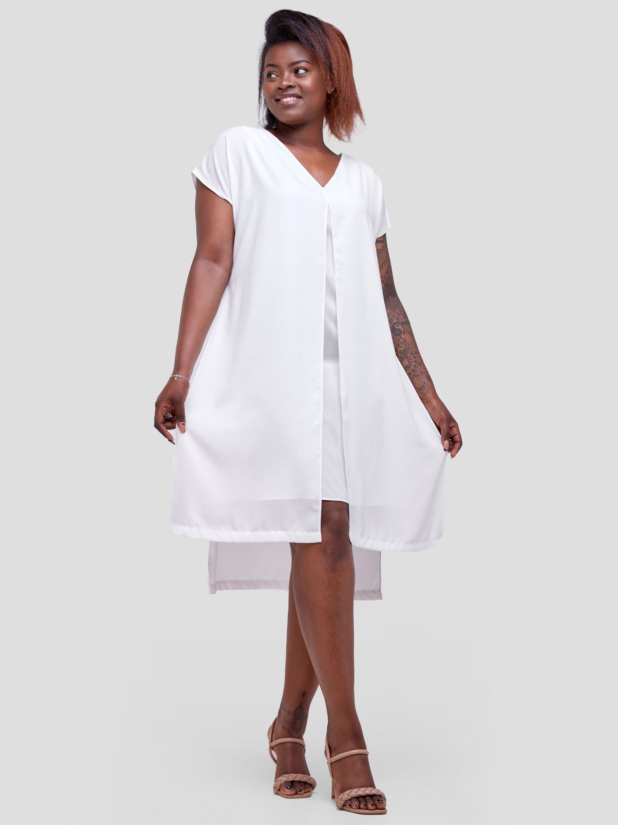 Vivo Soleil Sleeveless Layered Knee Length Dress - White