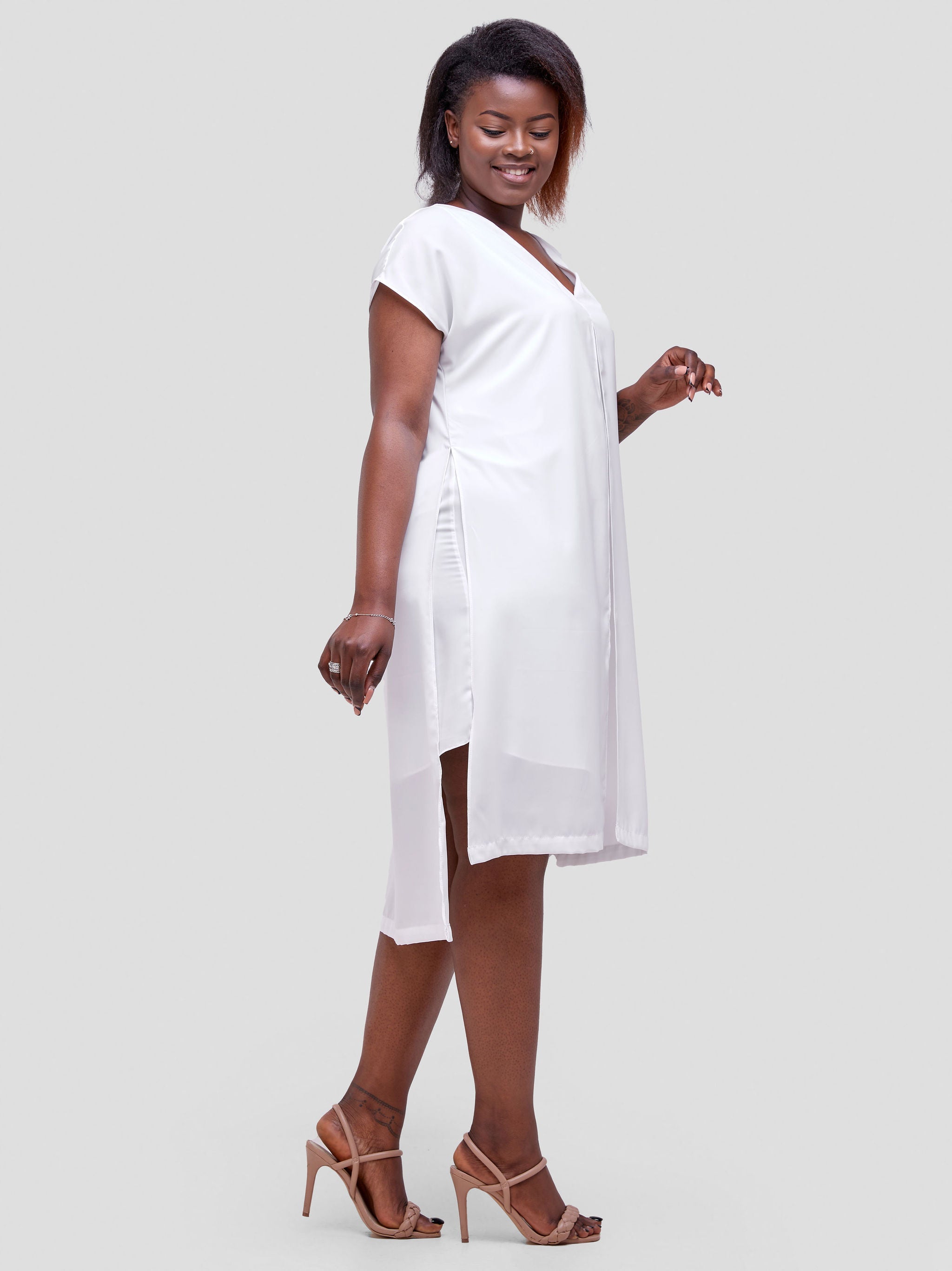 Vivo Soleil Sleeveless Layered Knee Length Dress - White