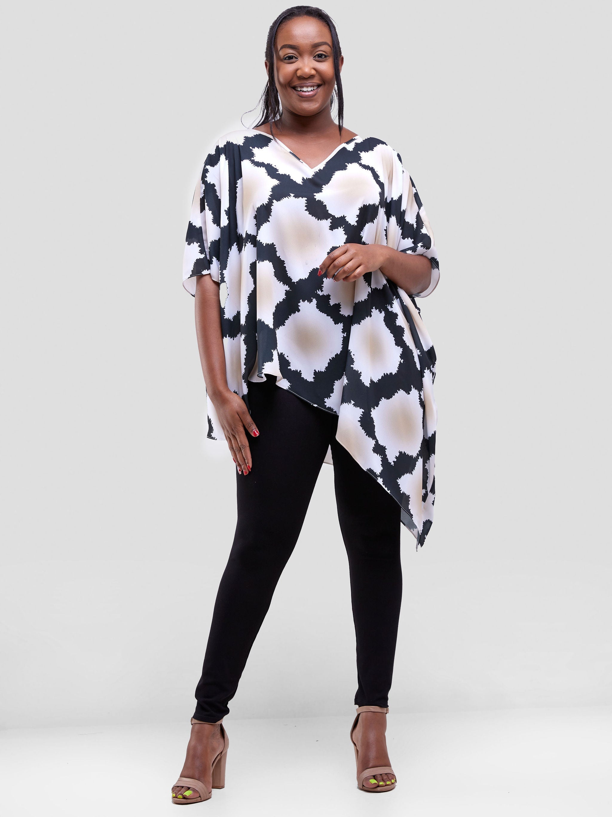 Vivo Soleil Asymmetrical Hem Tunic Kaftan - Black / Taupe Almasi Print