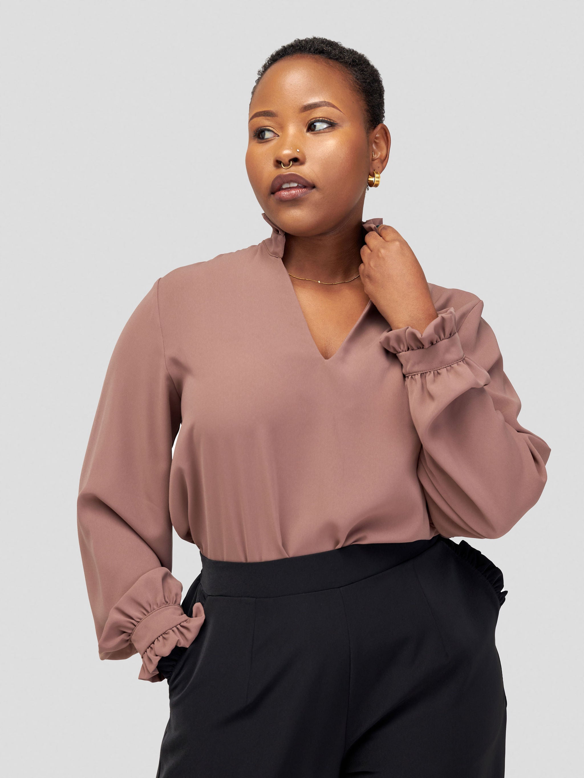 Vivo Sani Long Sleeve V-Neck Ruffle Top - Dark Taupe