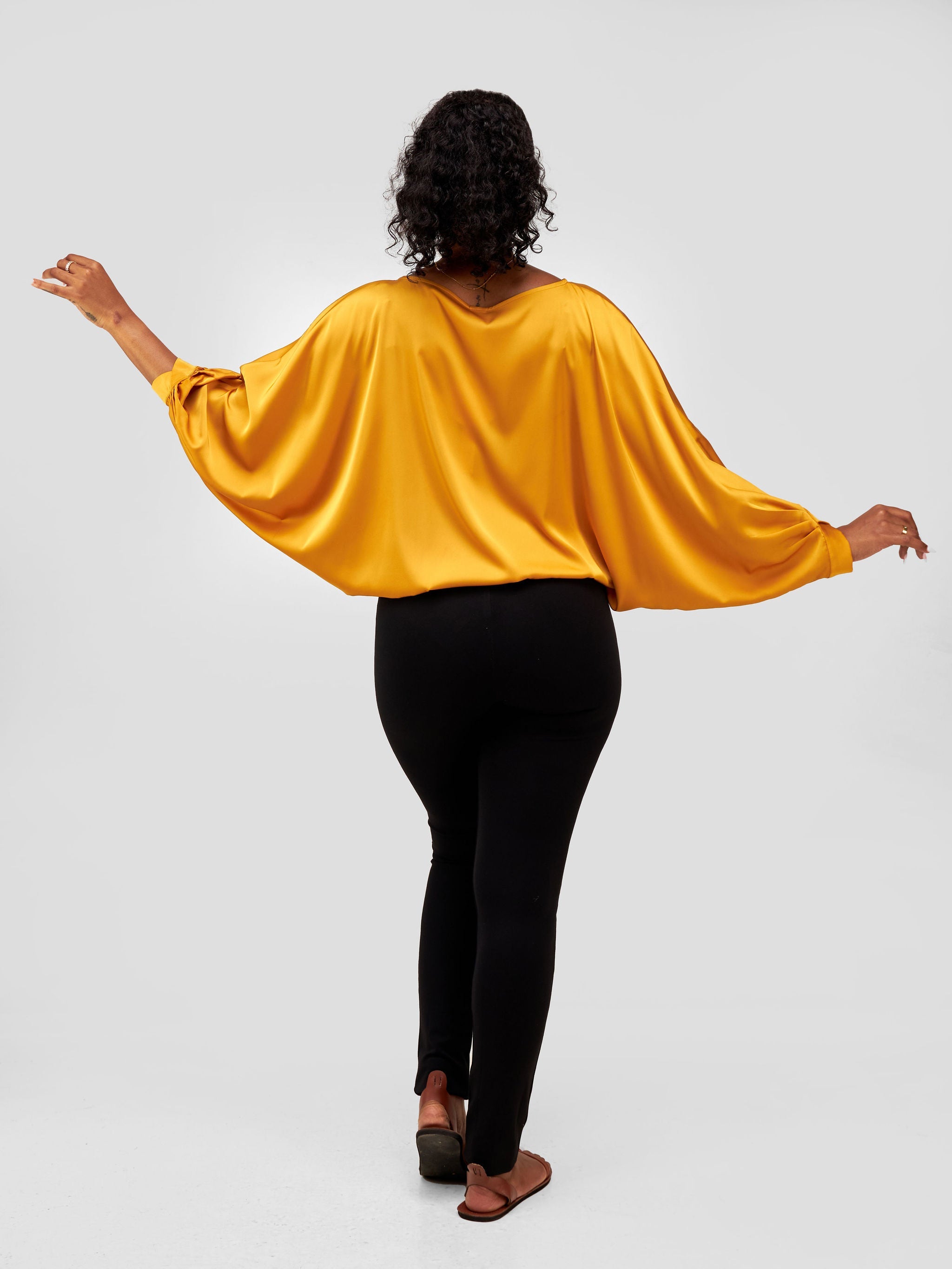 Vivo Sawari Crossed Cuff Batwing Top - Mustard