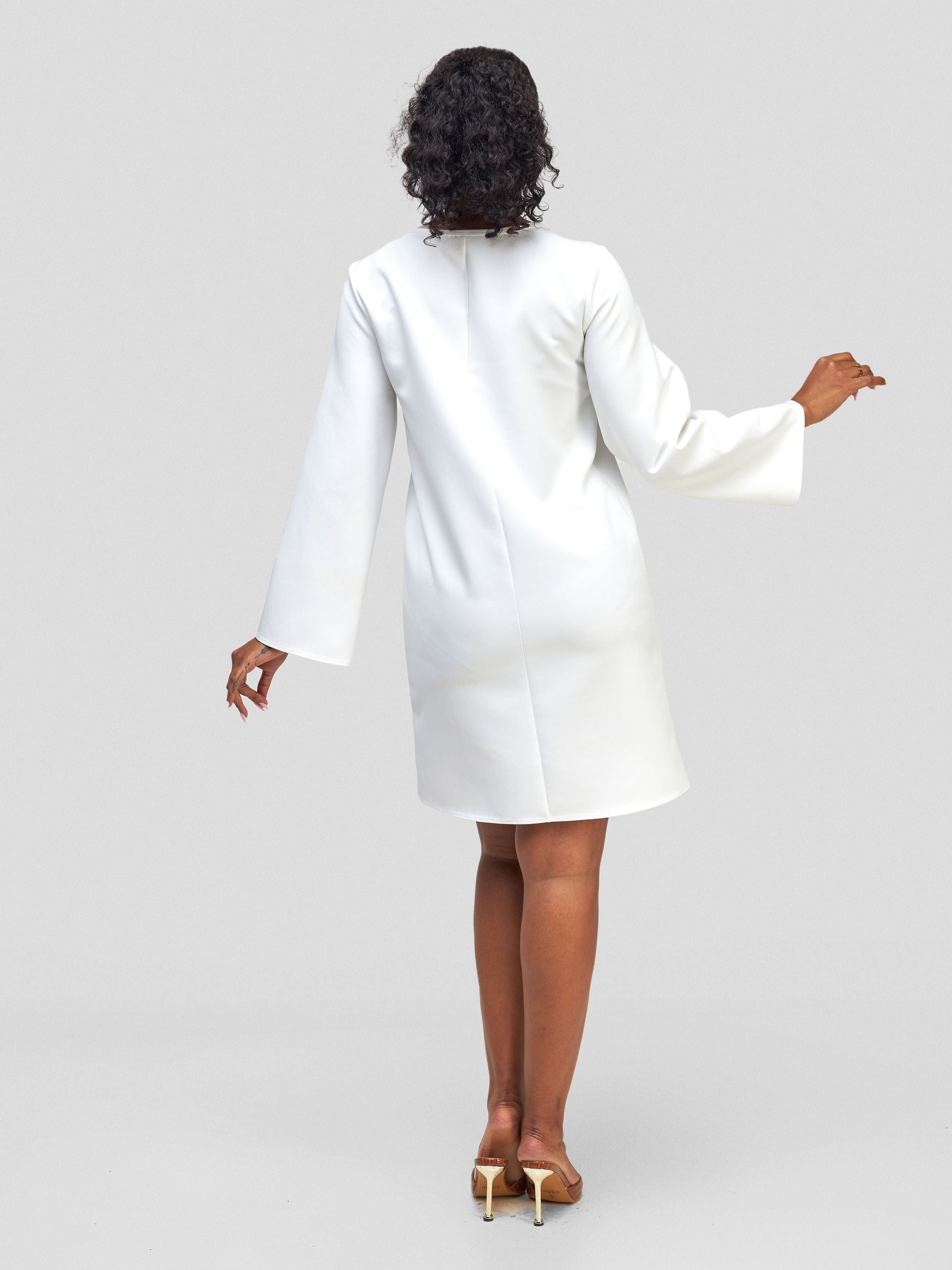 Vivo Jasiri Bell Sleeve Mini Shift Dress - White