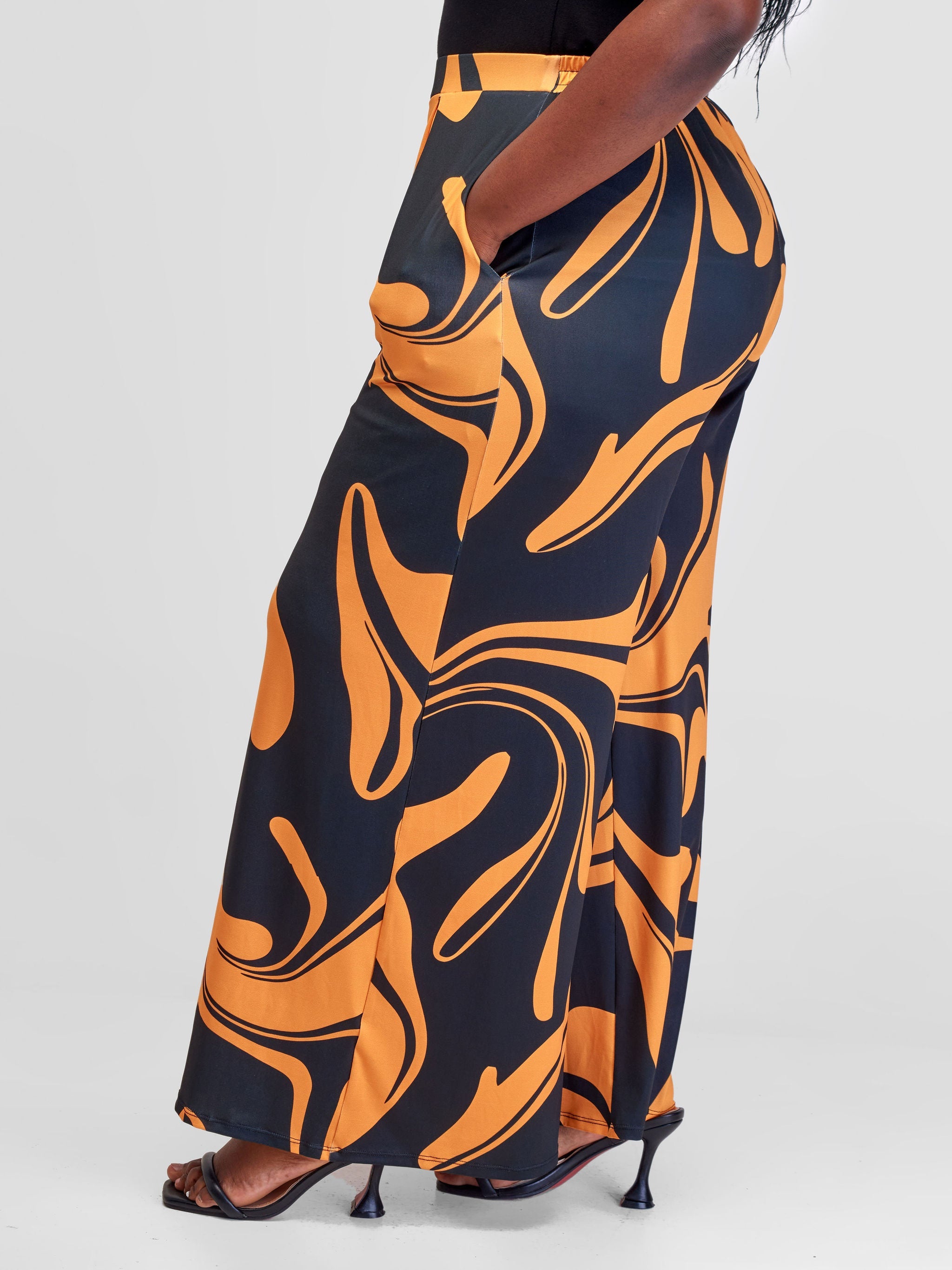 Vivo Amara Pleated Wide Leg Pants - Black / Mustard Sanna Print