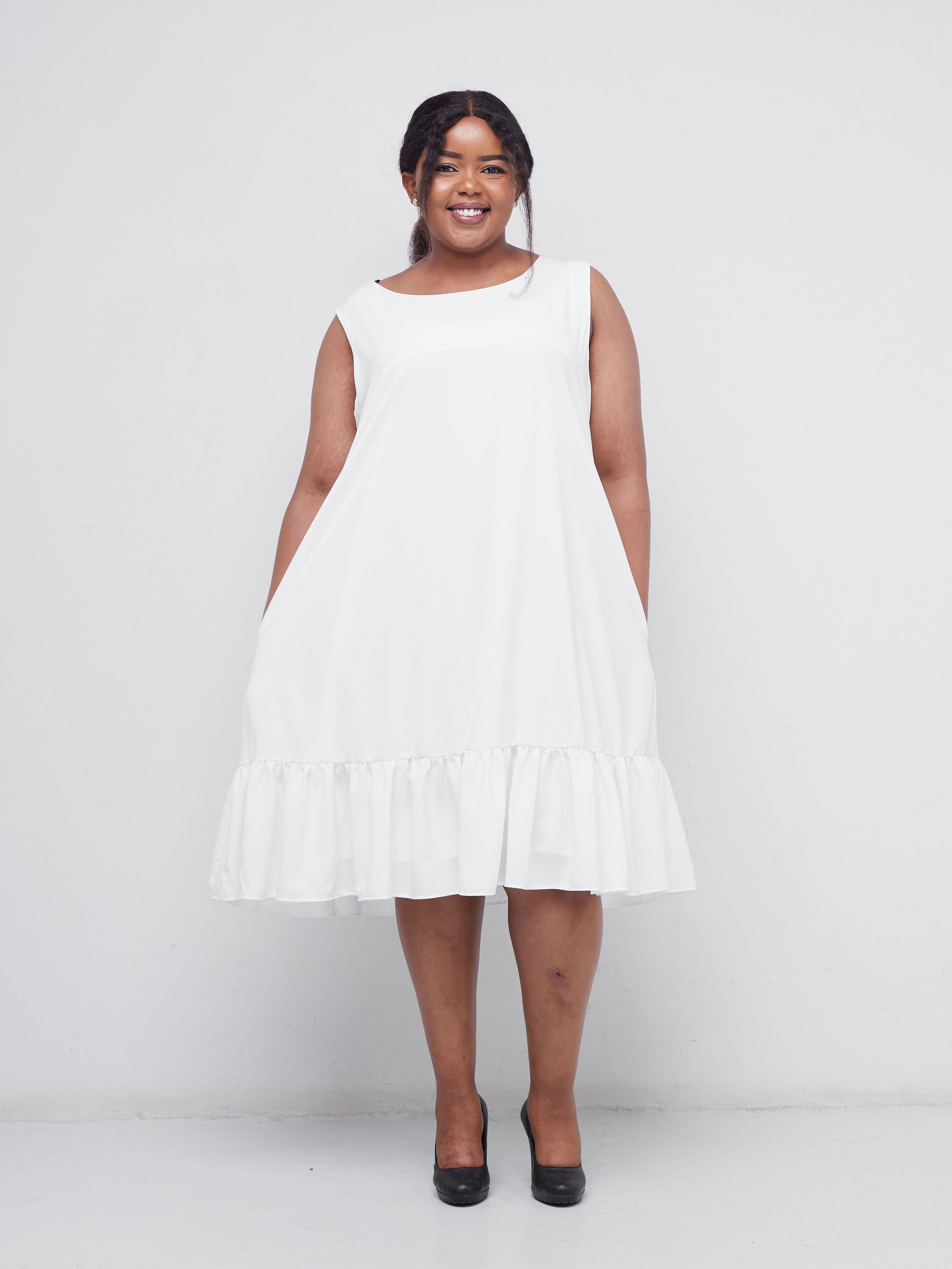 Vivo Dalia Sleeveless Gathered Tent Dress - White